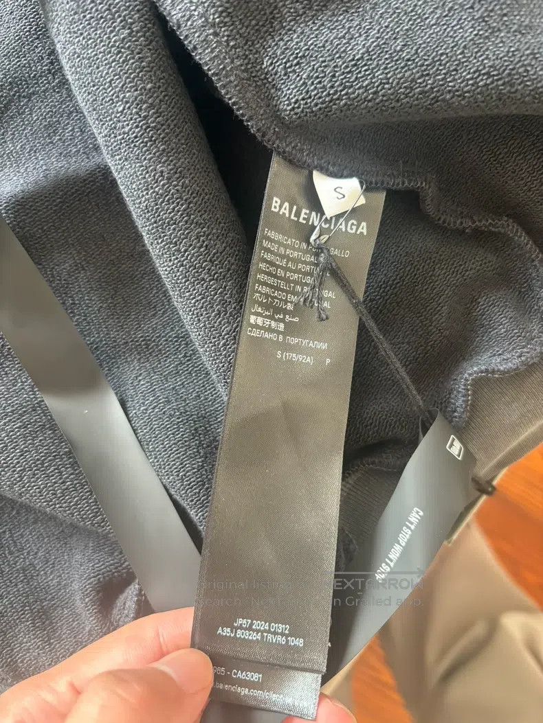 Balenciaga Balenciaga Hoodie without drawstrings Size US S / EU 44-46 / 1 - 4 Thumbnail