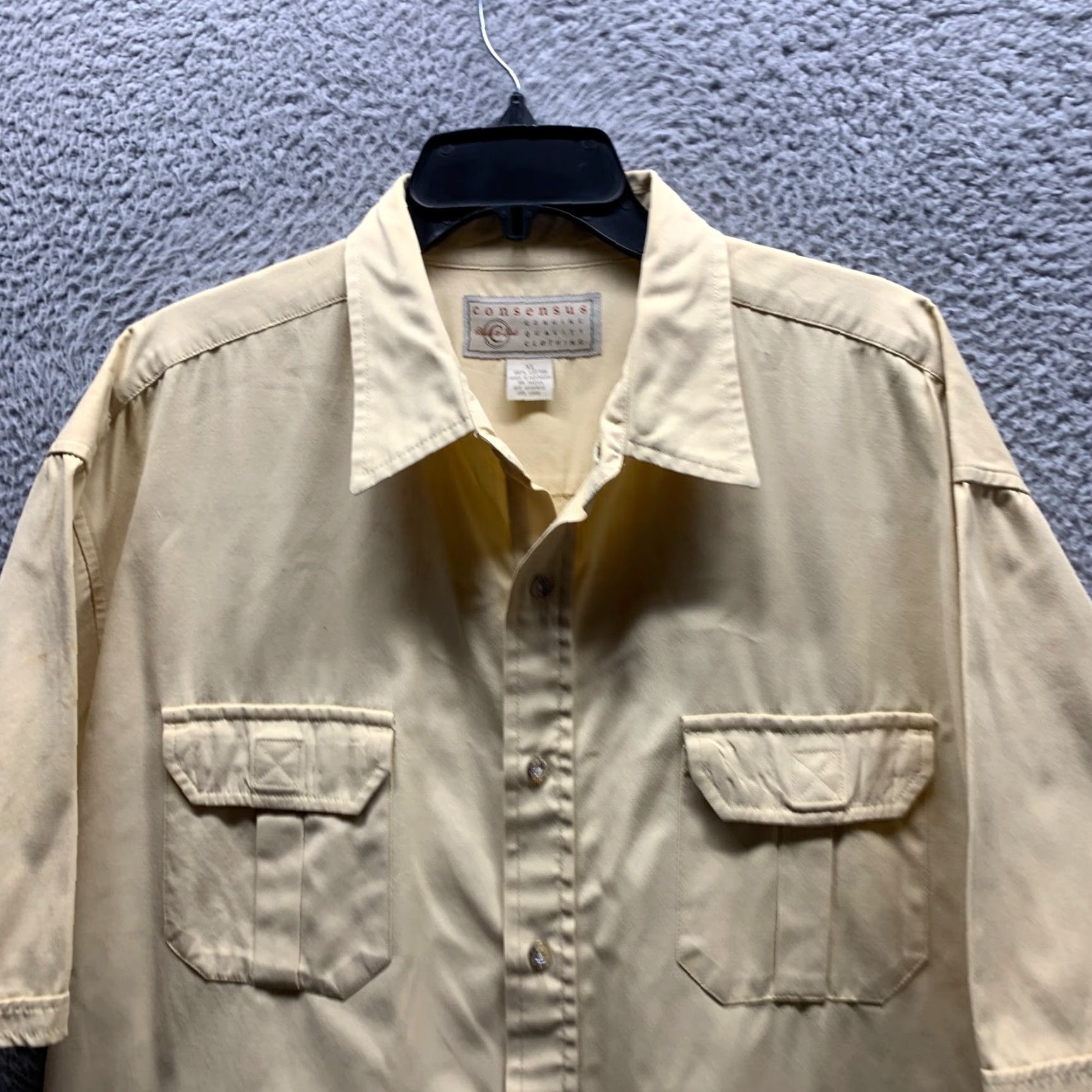 Vintage Consensus Shirt XL Adult Yellow Cotton Button-Up with Pockets, Outdoor, Casual Mens Size US XL / EU 56 / 4 - 4 Thumbnail