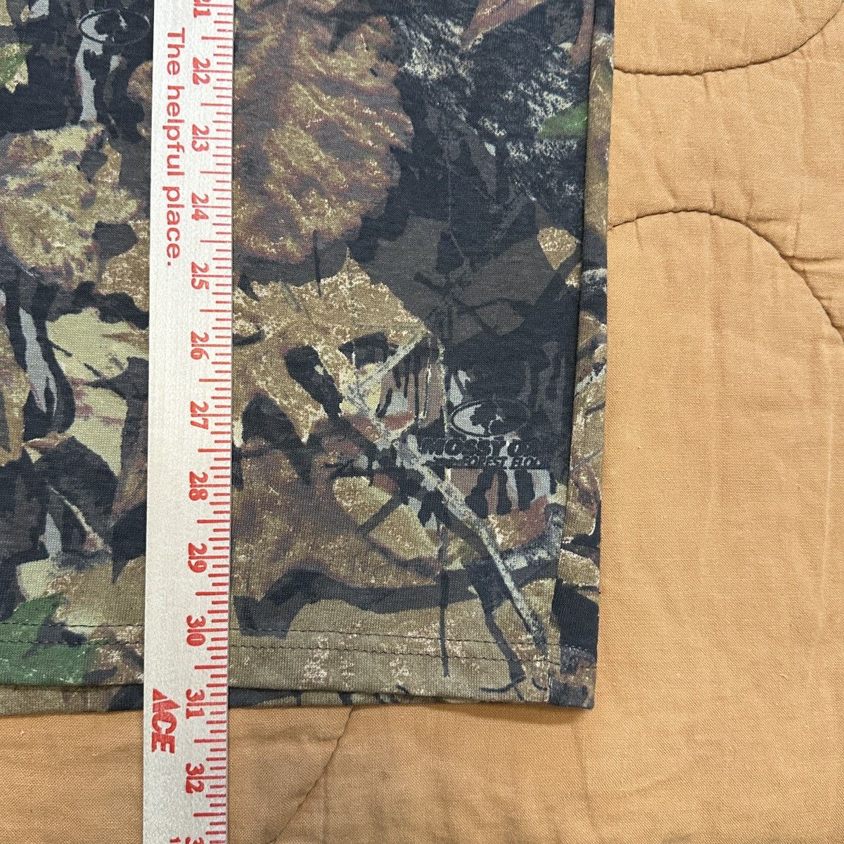 Jerzees *RARE* Jerzees Y2K Camo Pocket Tee Size US L / EU 52-54 / 3 - 5 Thumbnail
