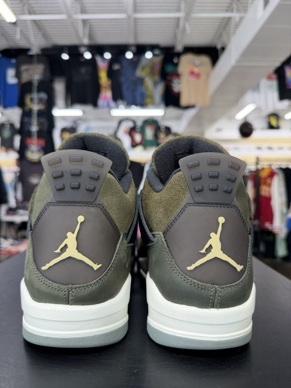 Jordan Brand Air Jordan 4 Craft Medium Olive Size 9.5 (2023) Size US 9.5 / EU 42-43 - 5 Thumbnail