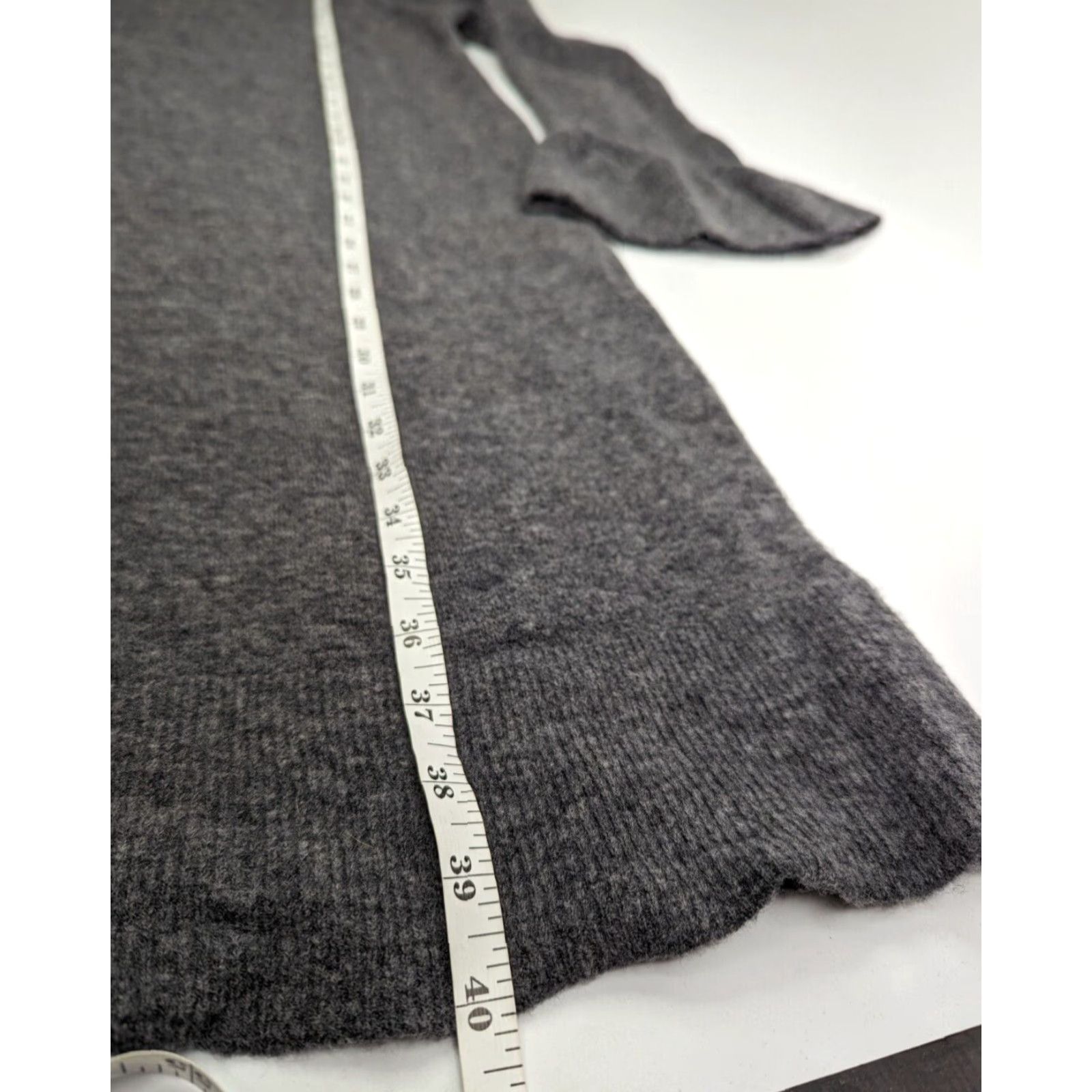 Banana Republic Banana Republic Wool-Blend Sweater Dress Grey Size Medium Ruffle-Cuff Mini Above Knee Womens Size M / US 6-8 / IT 42-44 - 6 Thumbnail