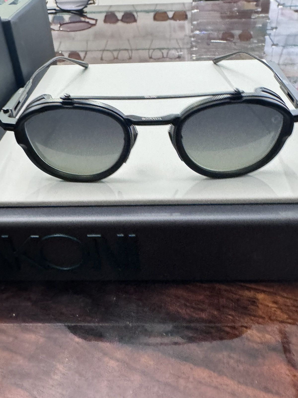 Akoni Akoni Infinity Sunglasses Size ONE SIZE - 1 Thumbnail