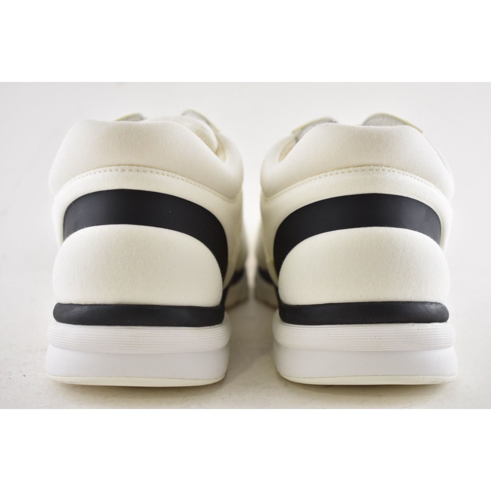 Chanel Chanel 20C Men White Black Neoprene CC Logo Low Top Size US 11 / EU 44 - 11 Thumbnail