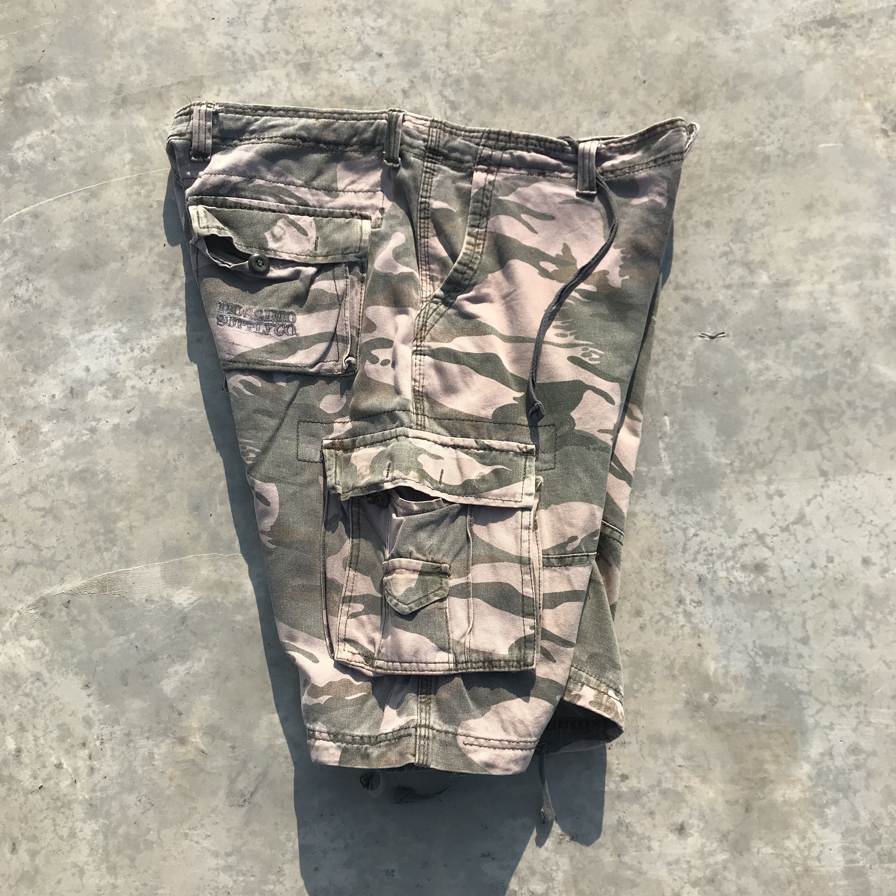 Mossimo Mossimo Supply Co Cargo Shortpants Military camouflage Size US 38 / EU 54 - 5 Thumbnail