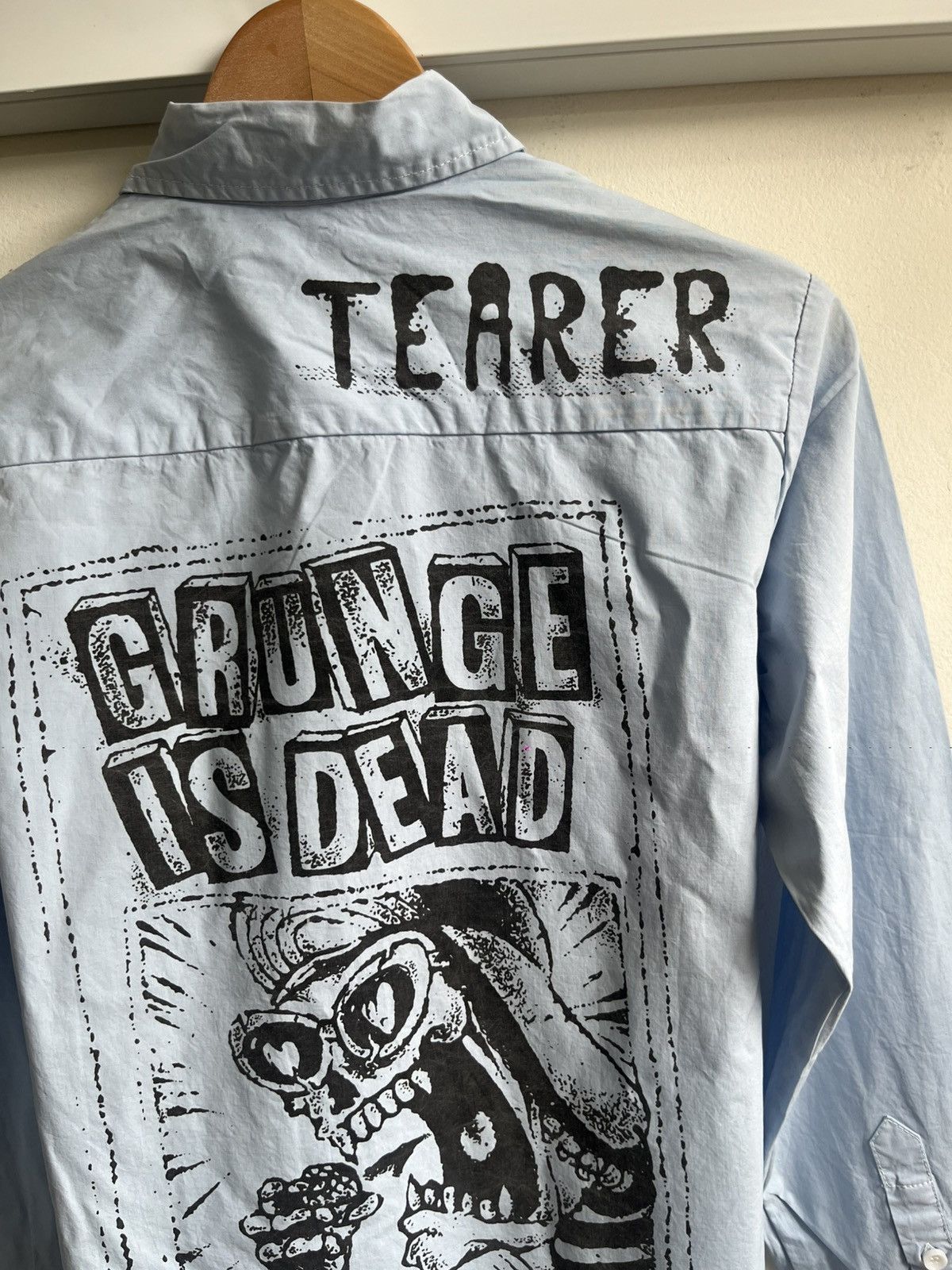 Japanese Brand Vintage RNA Inc Grunge Is Dead Shirt Size US S / EU 44-46 / 1 - 3 Thumbnail