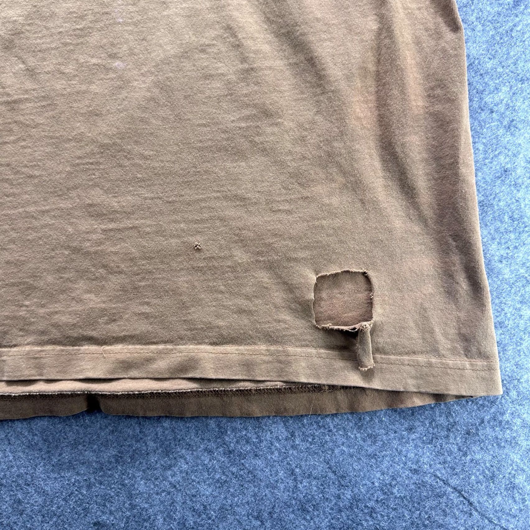 Carhartt VINTAGE Carhartt Shirt Mens LT Brown Tall Pocket Workwear Short Sleeve Crewneck Tee Size US L / EU 52-54 / 3 - 2 Thumbnail
