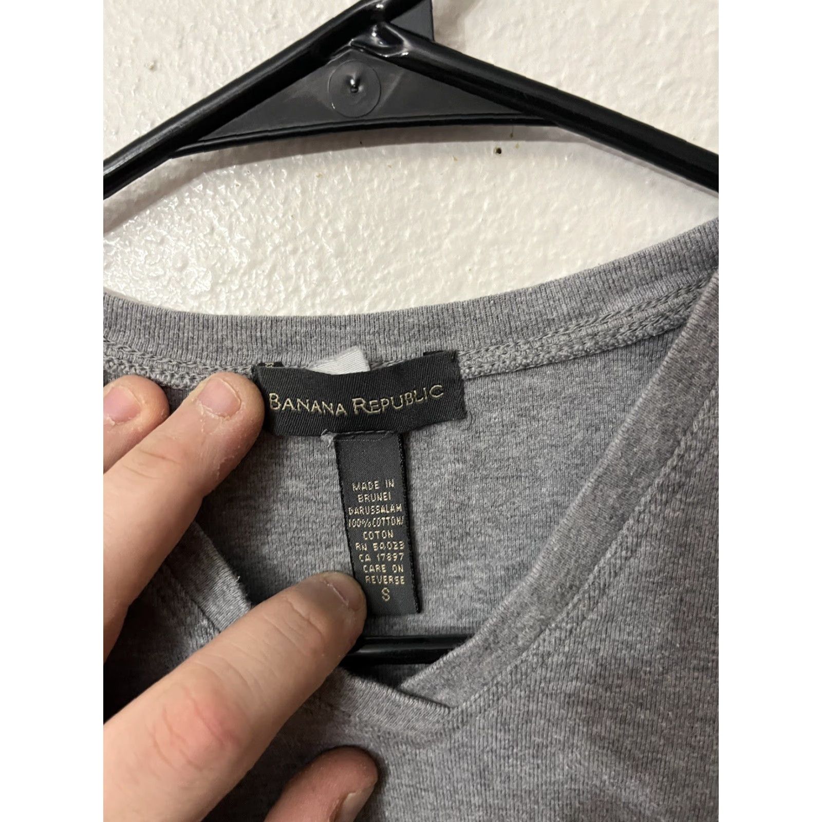 Banana Republic Banana Republic Sweater Women Small Gray Solid Cable Knit Long Sleeve V-Neck Casual Outdoor Size S / US 4 / IT 40 - 2 Thumbnail