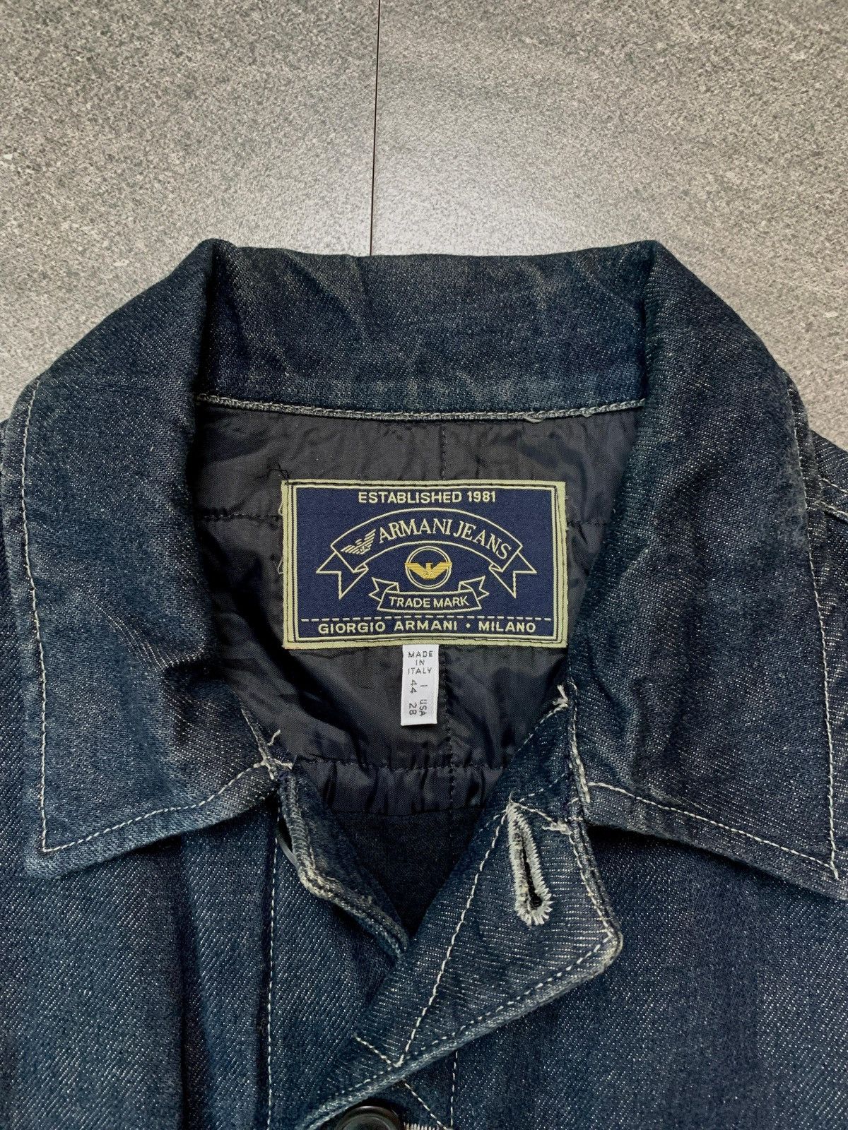 Armani FREE TAX! Denim Padded Trucker Jacket Size US S / EU 44-46 / 1 - 8 Thumbnail