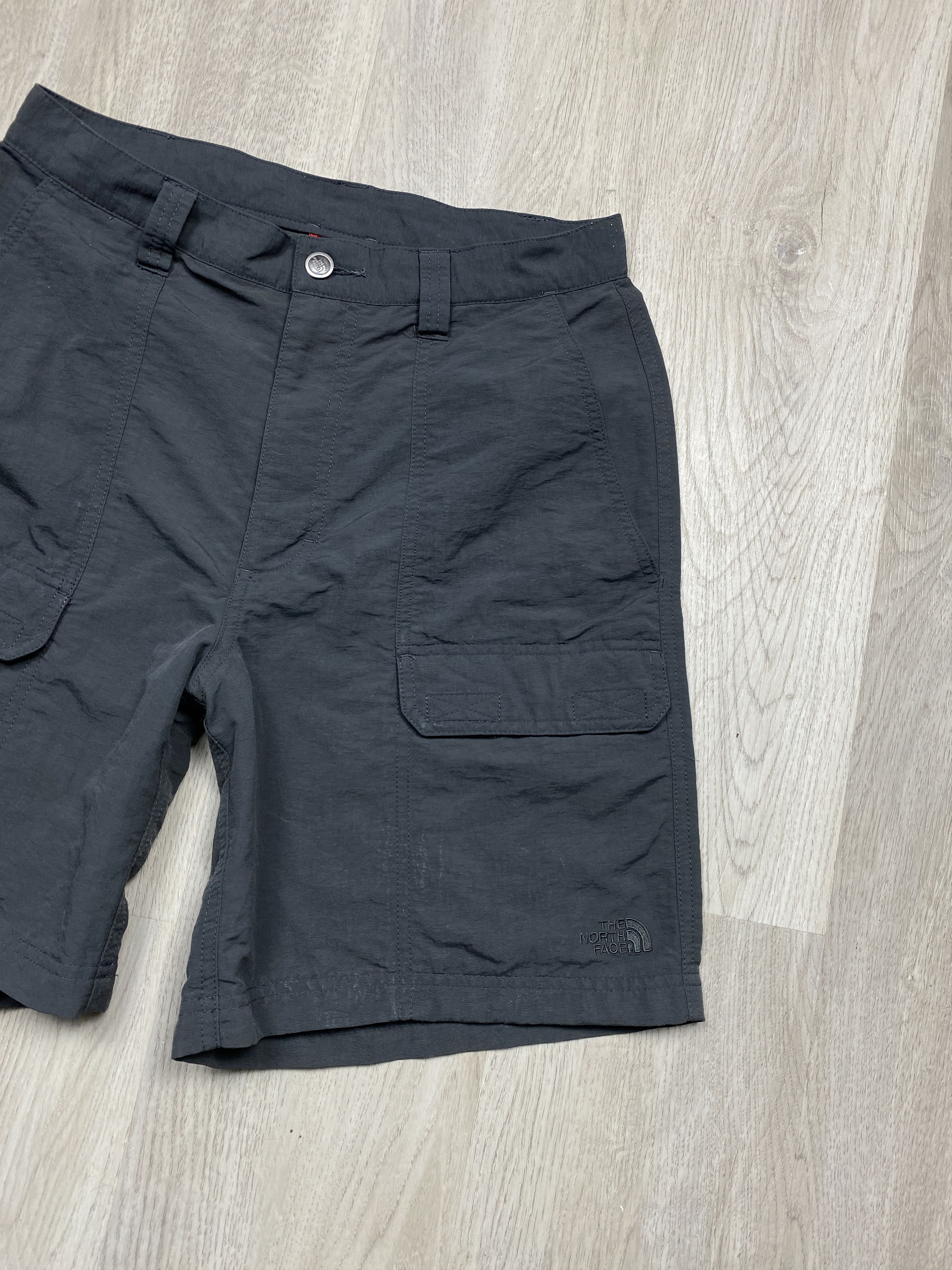The North Face The North Face Vintage Mens Cargo Outdoor Shorts TNF Size US 30 / EU 46 - 2 Thumbnail