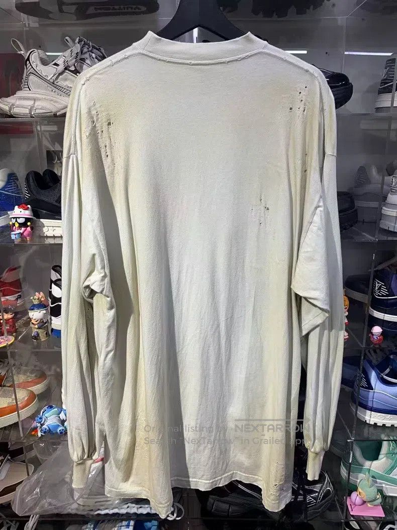 Balenciaga Balenciaga Manchester United Dirty Stain Aged Ripped Long Size US S / EU 44-46 / 1 - 2 Thumbnail