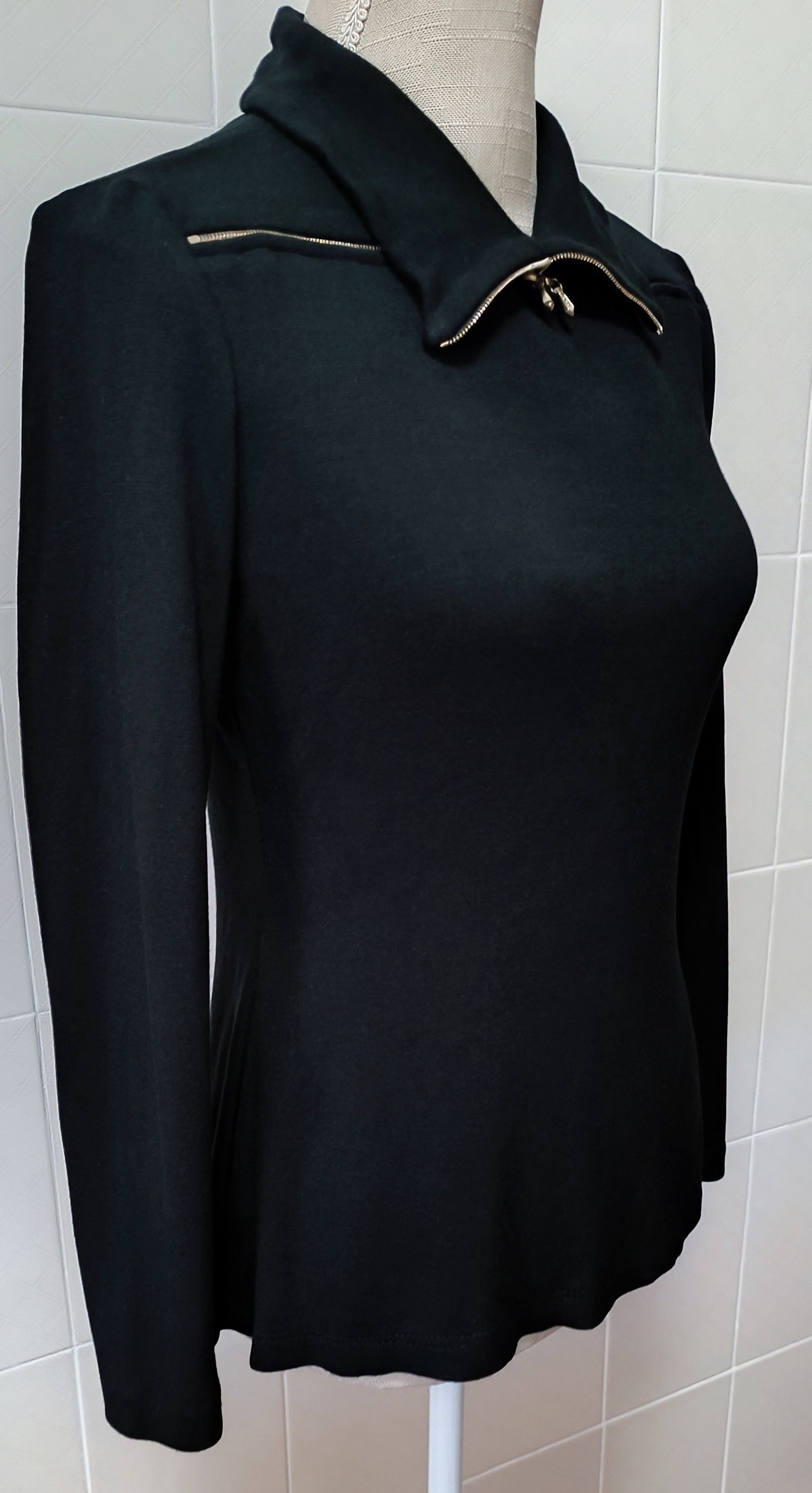 Jean Paul Gaultier Black sweater with Zippers on the front, above the bust. Size M / US 6-8 / IT 42-44 - 11 Thumbnail
