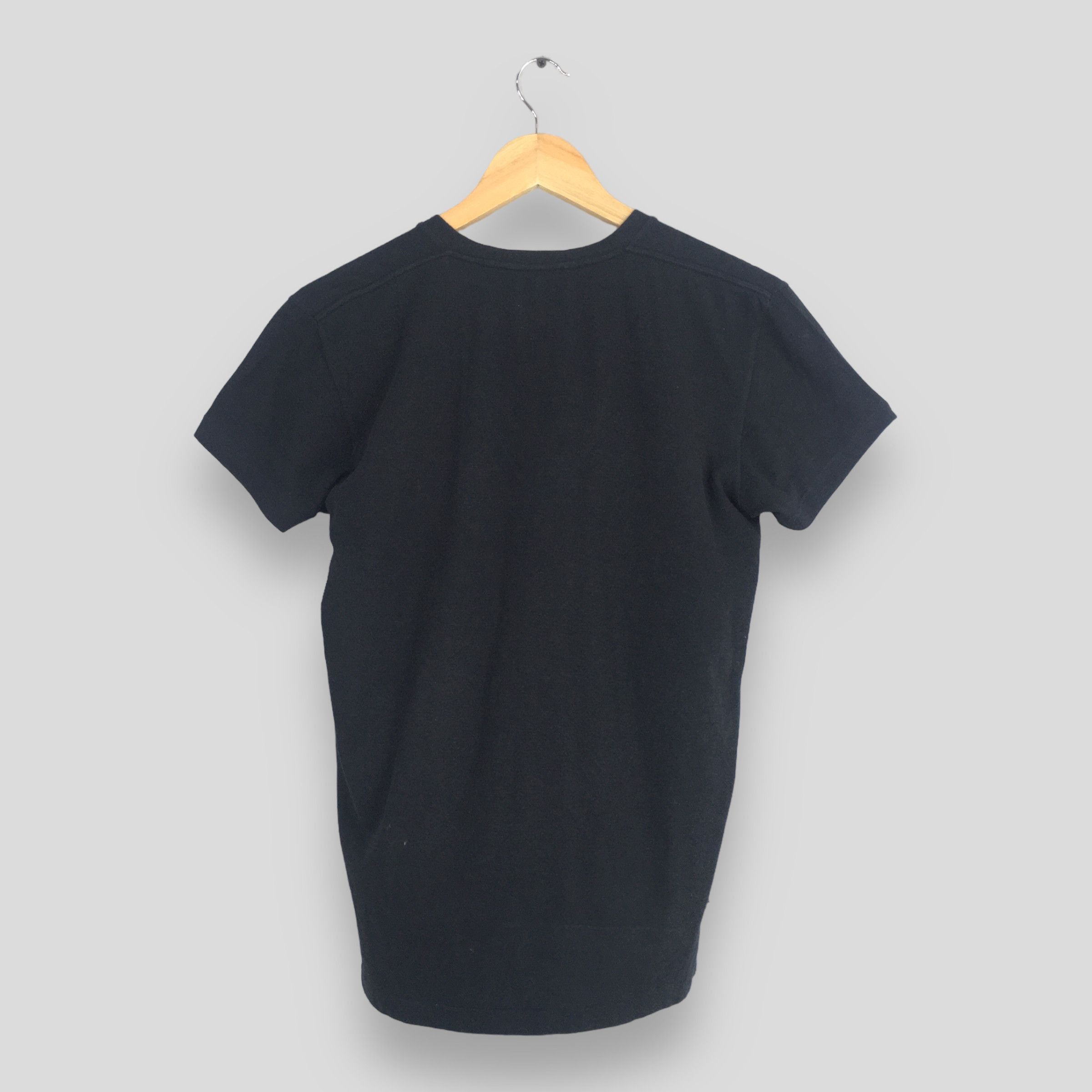 Auralee Auralee Japanese Designer Minimalist Black Vneck Tshirt Size US S / EU 44-46 / 1 - 7 Thumbnail