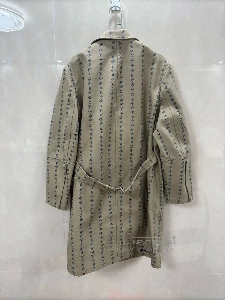 Louis Vuitton Louis Vuitton Monogram presbyopic full logo full print str Size US S / EU 44-46 / 1 - 3 Thumbnail