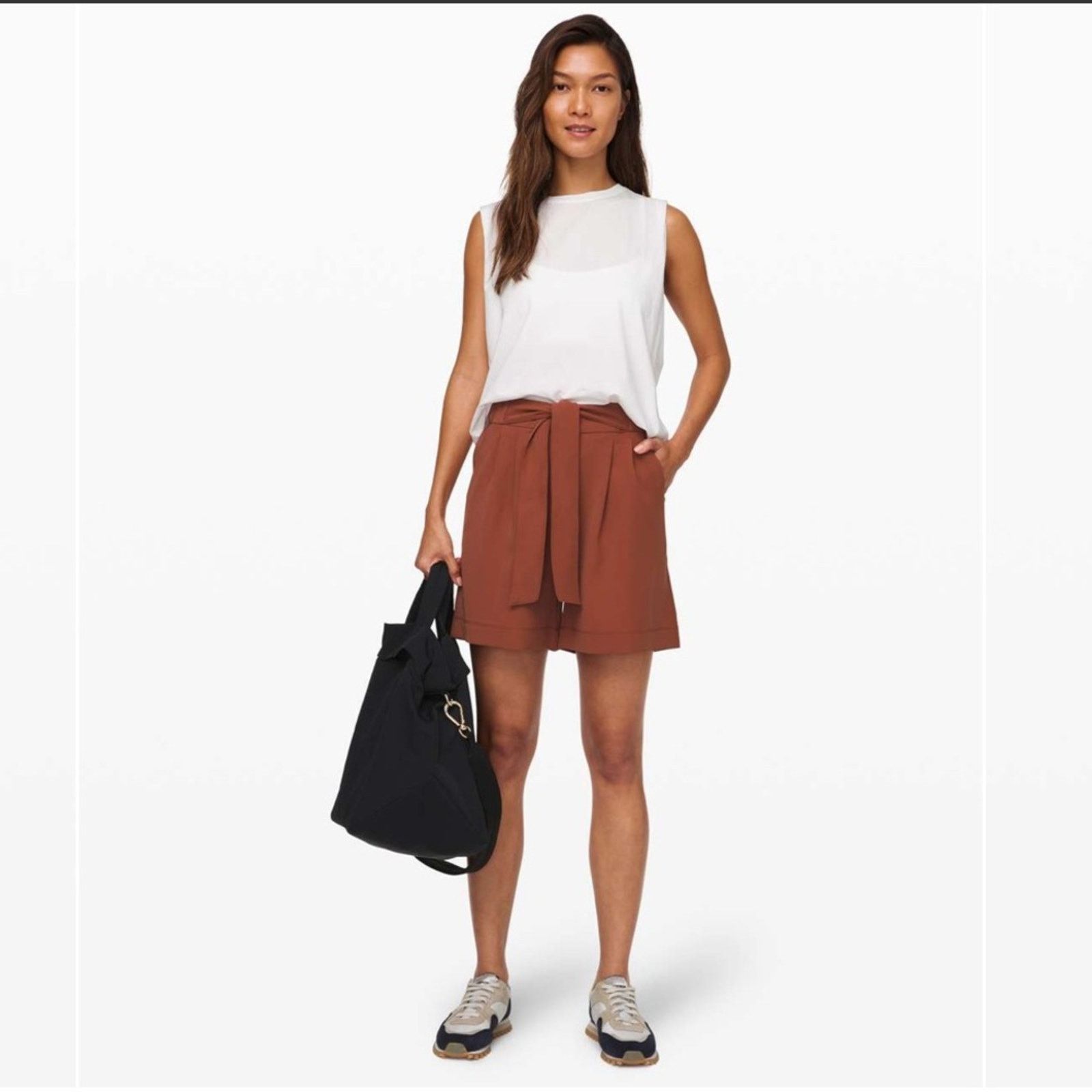 Lululemon Lululemon Noir Short 5.5" Rustic Clay Size 2 Size 26" / US 2 / IT 38 - 1 Thumbnail