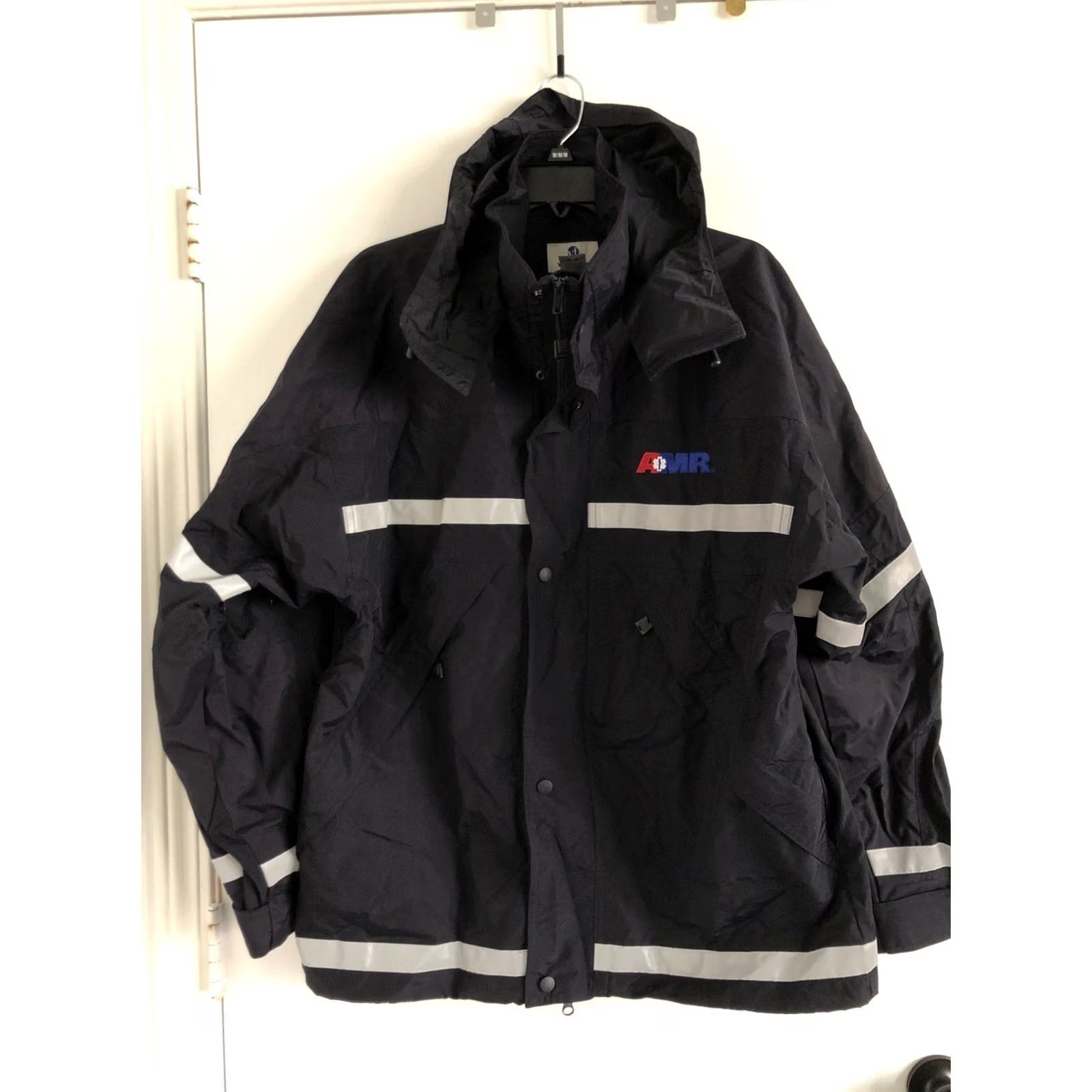 Vintage VINTAGE? AMR VF Image Wear Hooded All-Season American Response Ambulance Jacket Medium Navy Blue Reflective Accents Paramedic EMT VF Imagewear Jacket Size US M / EU 48-50 / 2 - 2 Thumbnail
