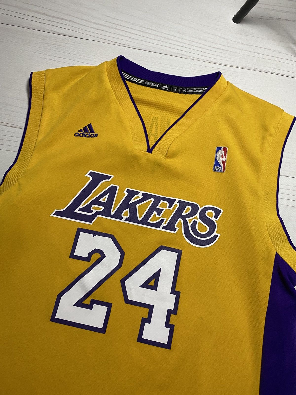 Adidas Vintage Adidas Los Angeles Lakers #24 Kobe Bryant jersey Size US S / EU 44-46 / 1 - 6 Thumbnail
