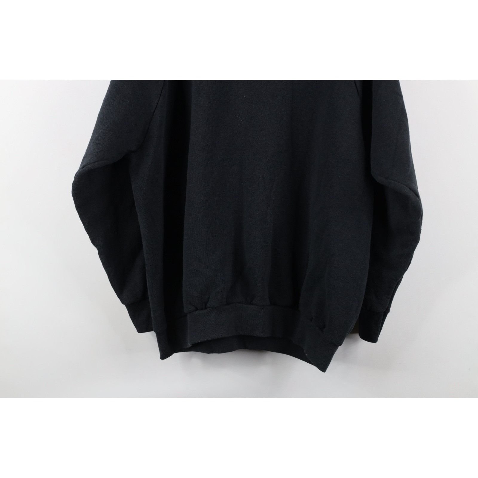 Vintage Vintage 90s Streetwear Faded Blank Crewneck Sweatshirt Size US L / EU 52-54 / 3 - 8 Thumbnail