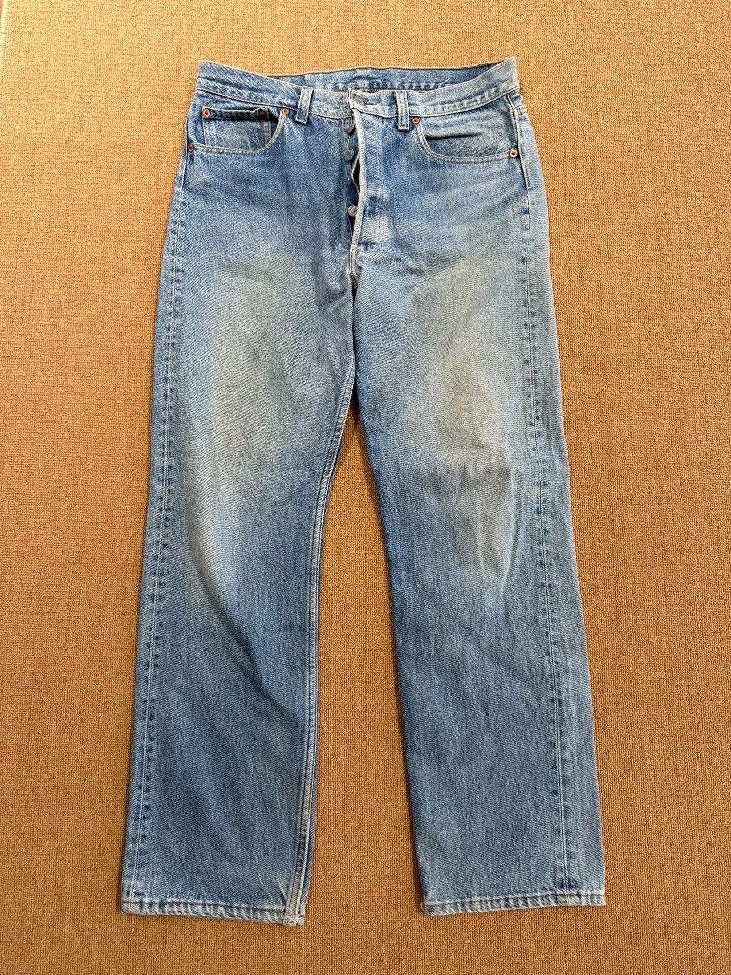 Vintage Vintage Levis 501 Washed Blue Jeans Size US 35 - 1 Thumbnail