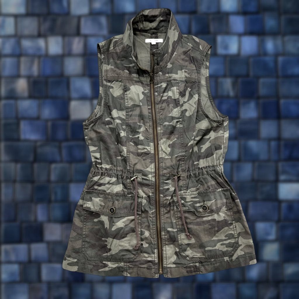 Vintage Maurices Vest Camouflage Cotton Canvas Zip Front Pockets Women’s XS Lightweight Summer/ Fall Basic Jacket Sleeveless Adult Womens Size XS / US 0-2 / IT 36-38 - 1 Thumbnail