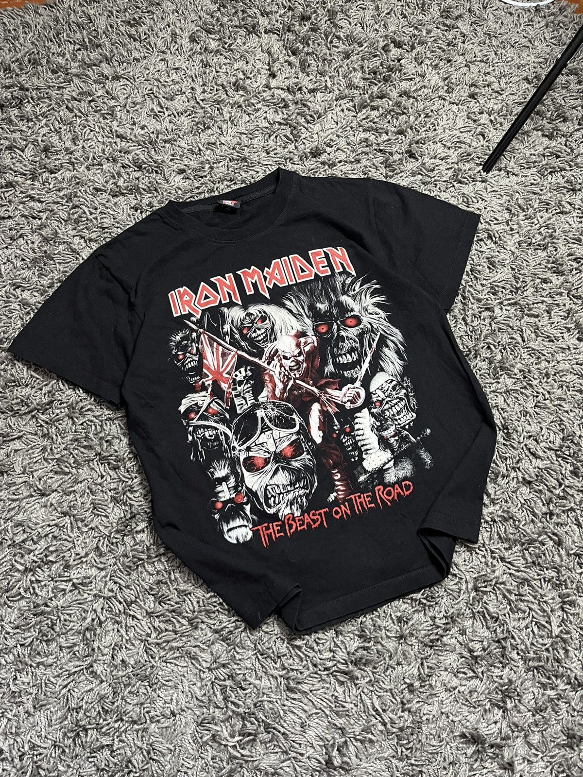 Iron Maiden IRON MAIDEN “ THE BEAST ON TTHE ROAD” ROCK Y2K COTTON SHIRT Size US M / EU 48-50 / 2 - 1 Thumbnail