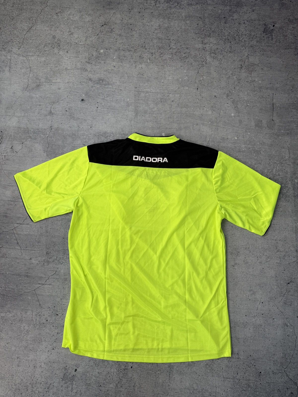 Diadora Vintage Diadora Referee ITALY FOOTBALL SHIRT JERSEY Size US XL / EU 56 / 4 - 5 Thumbnail