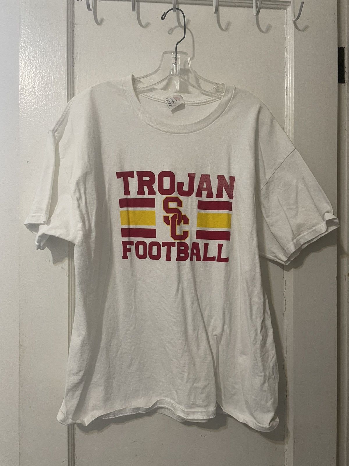 NCAA × Vintage USC Trojans Football White Hanes Tee Size US XL / EU 56 / 4 - 1 Thumbnail