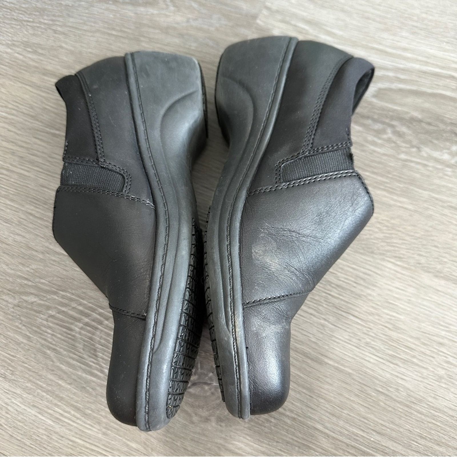 Clarks Clarks Grasp High Black Leather Slip On Clogs Shoes Size 7 Size US 7 / IT 37 - 3 Thumbnail