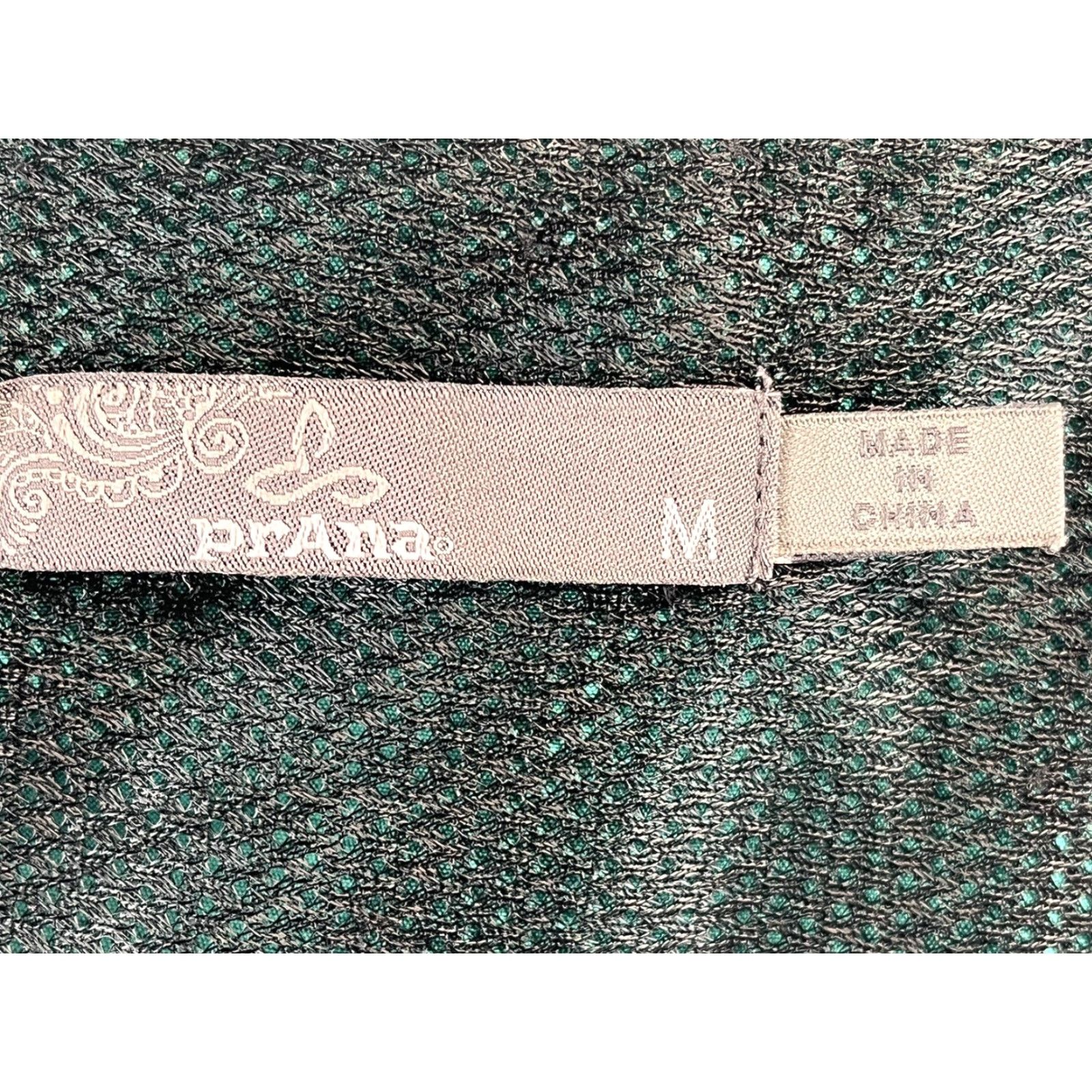 Prana prAna Eliza Hooded Jacket Sz Medium EUC Belted Waterproof Hiking Women’s Outdoor Belted Hooded Size M / US 6-8 / IT 42-44 - 6 Thumbnail
