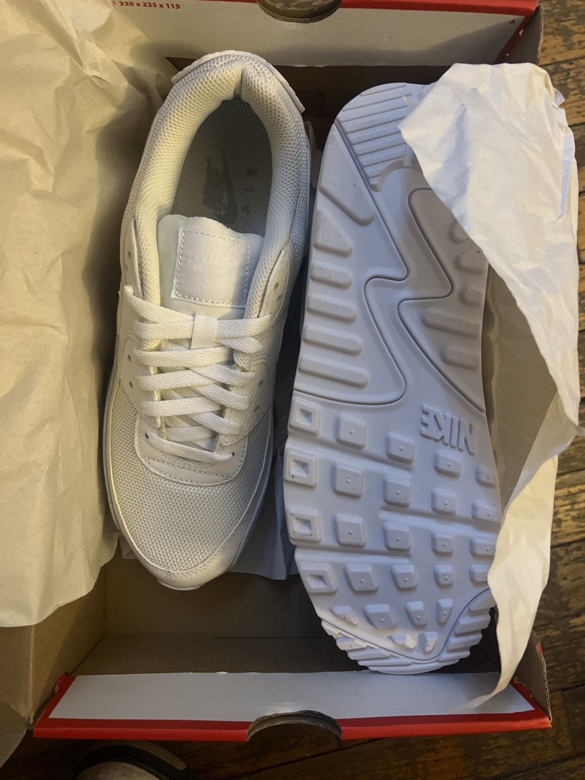 Nike Air Max 90 Size US 9.5 / EU 42-43 - 4 Thumbnail