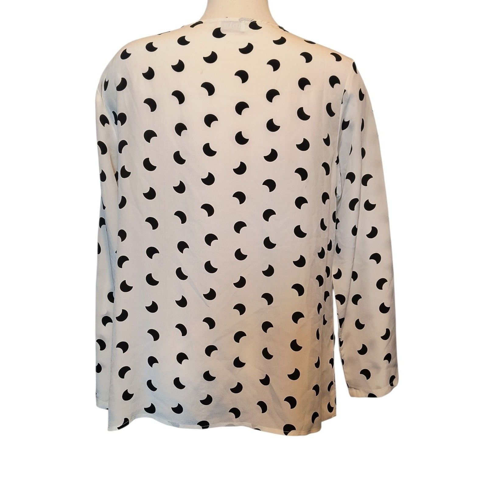 Anthropologie Anthropologie Dolan Silk Eclipse Moon Blouse Size Med Size M / US 6-8 / IT 42-44 - 4 Thumbnail
