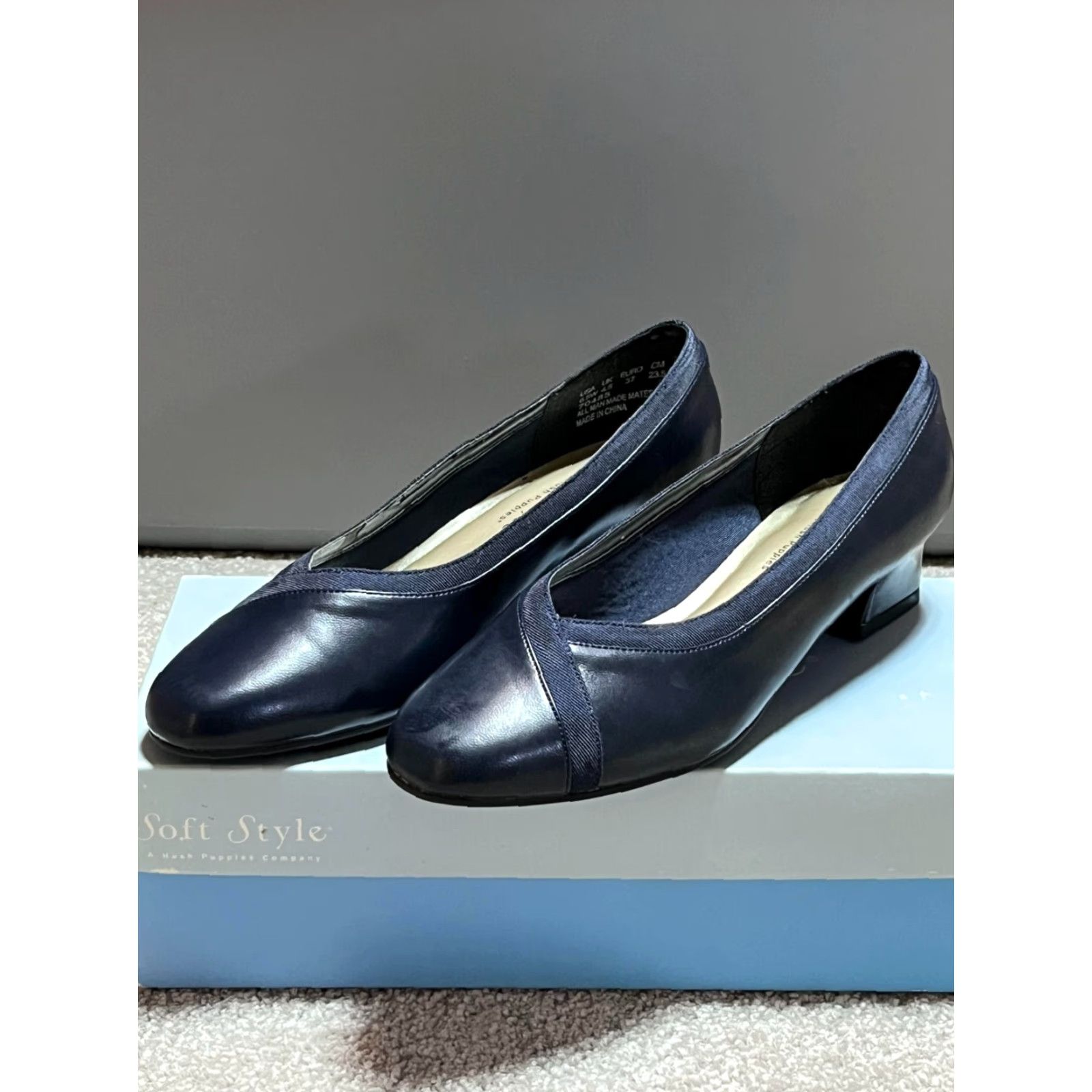 Soft Style by Hush Puppies Pump Heels Women 6.5 W Blue 70485 Devine Slip On Cuban Heel 1.5 in Shoes Women