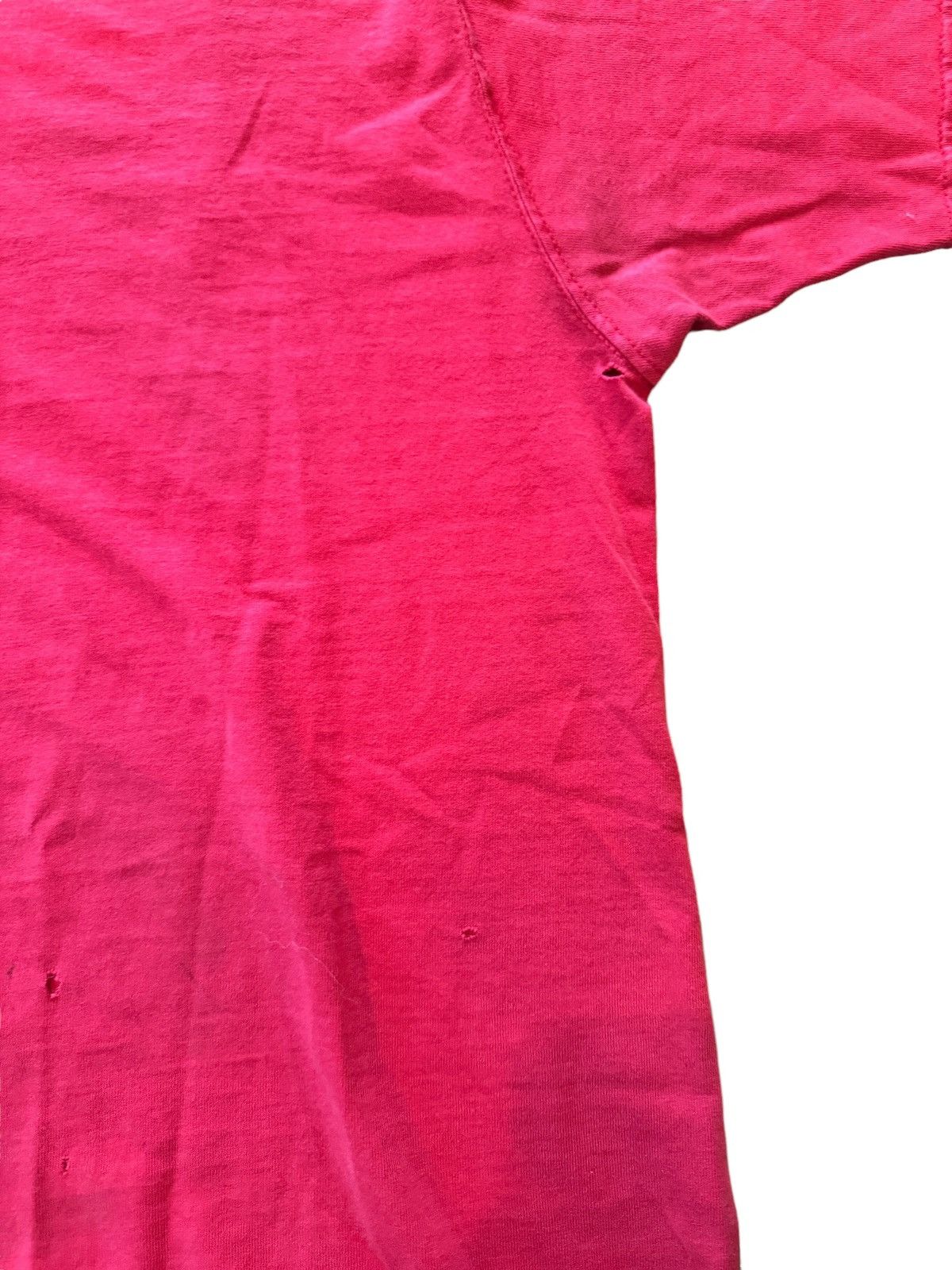 Fruit Of The Loom Insanely distressed Fruit of the Loom tee Size US XL / EU 56 / 4 - 4 Thumbnail