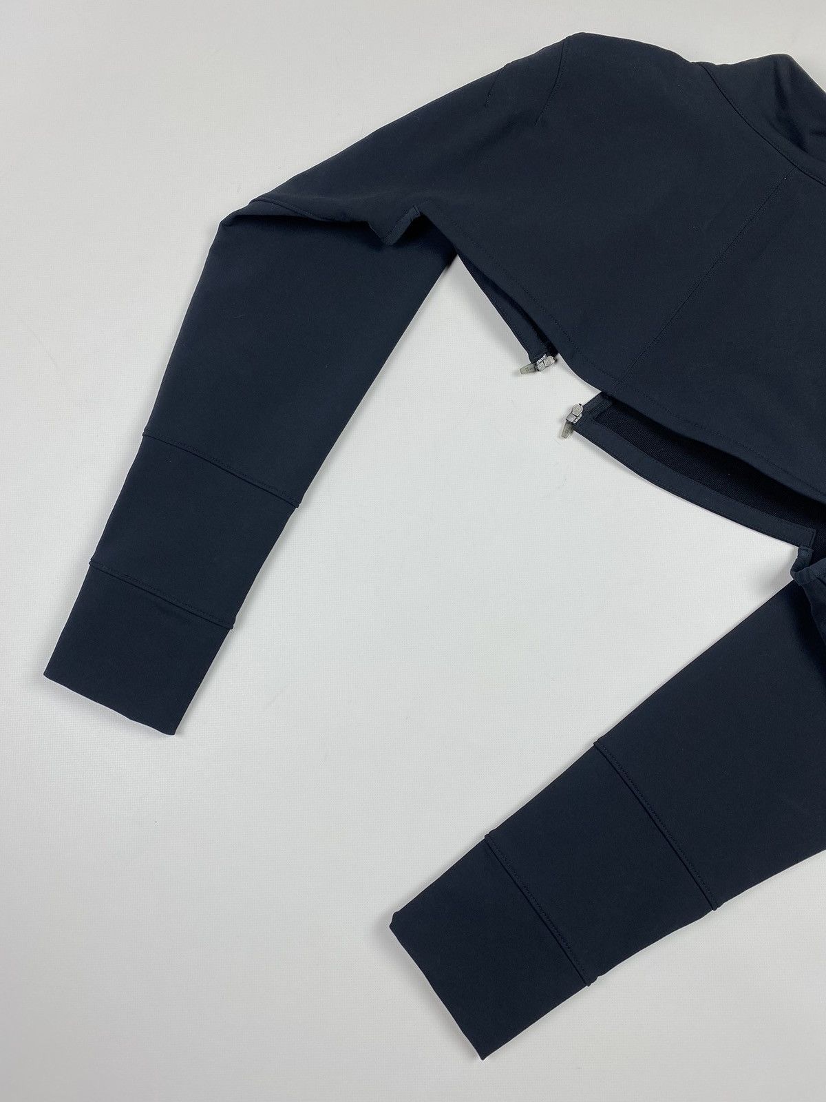Nike Nike ACG ladies avant-garde transformer jacket / sleeves Size L / US 10 / IT 46 - 20 Thumbnail