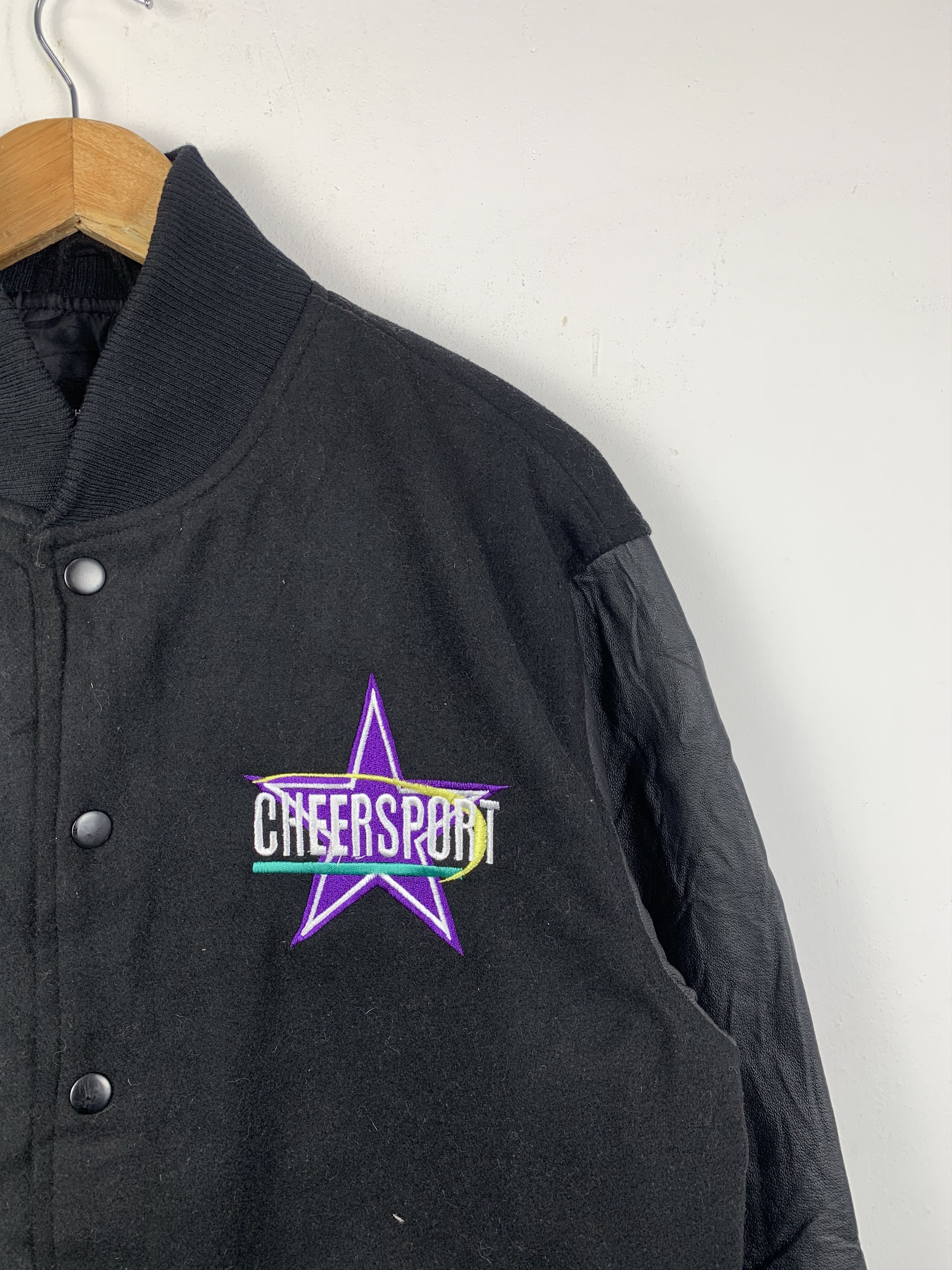 Vintage Vintage 90s Cheersport Sleeve Leather Varsity Jacket V0509 Size US M / EU 48-50 / 2 - 6 Thumbnail