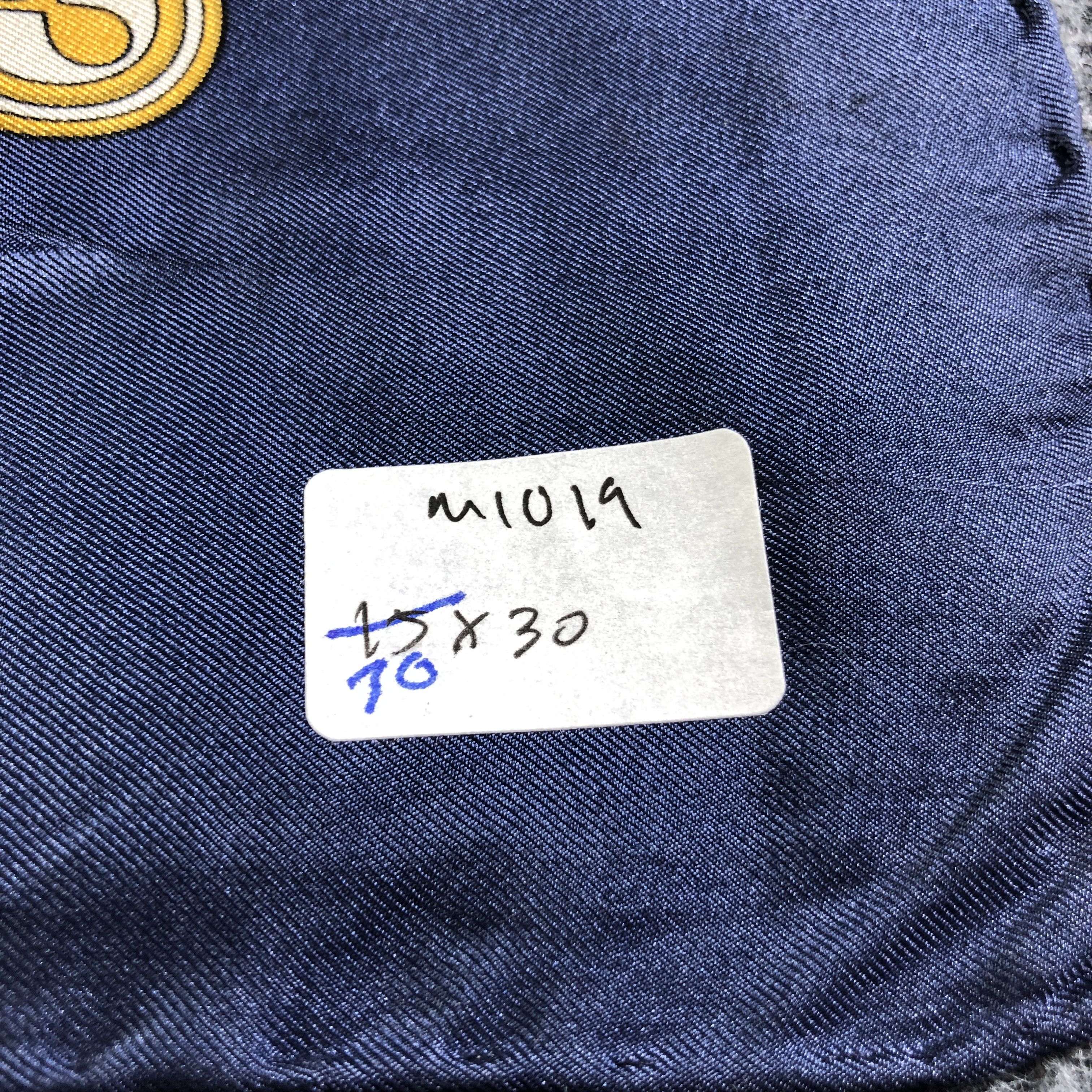 Japanese Brand Classic Carriage Hand Rolled Silk Scarf M1019 Size ONE SIZE - 16 Thumbnail