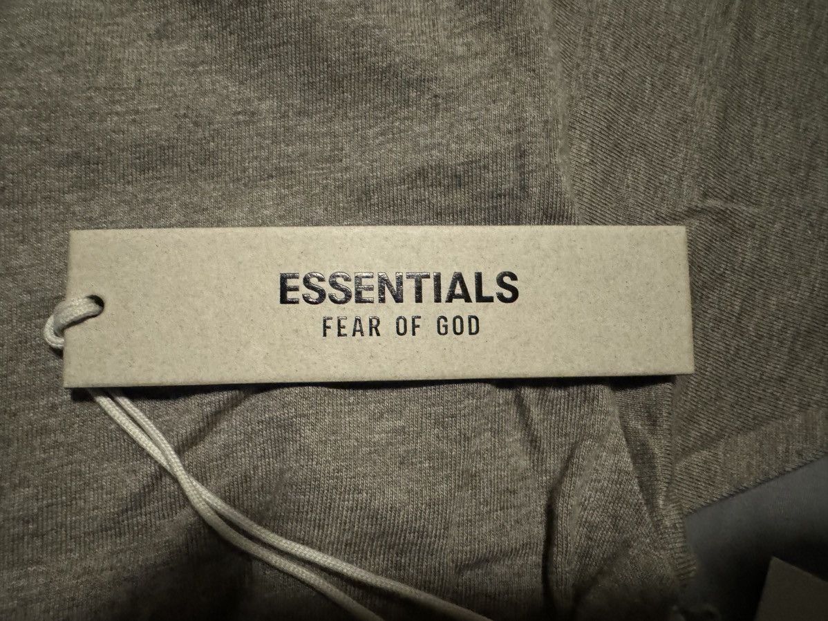 Essentials × Fear of God Essentials FOG Jersey Crewneck T-Shirt Heather Grey Size S Size US S / EU 44-46 / 1 - 10 Thumbnail