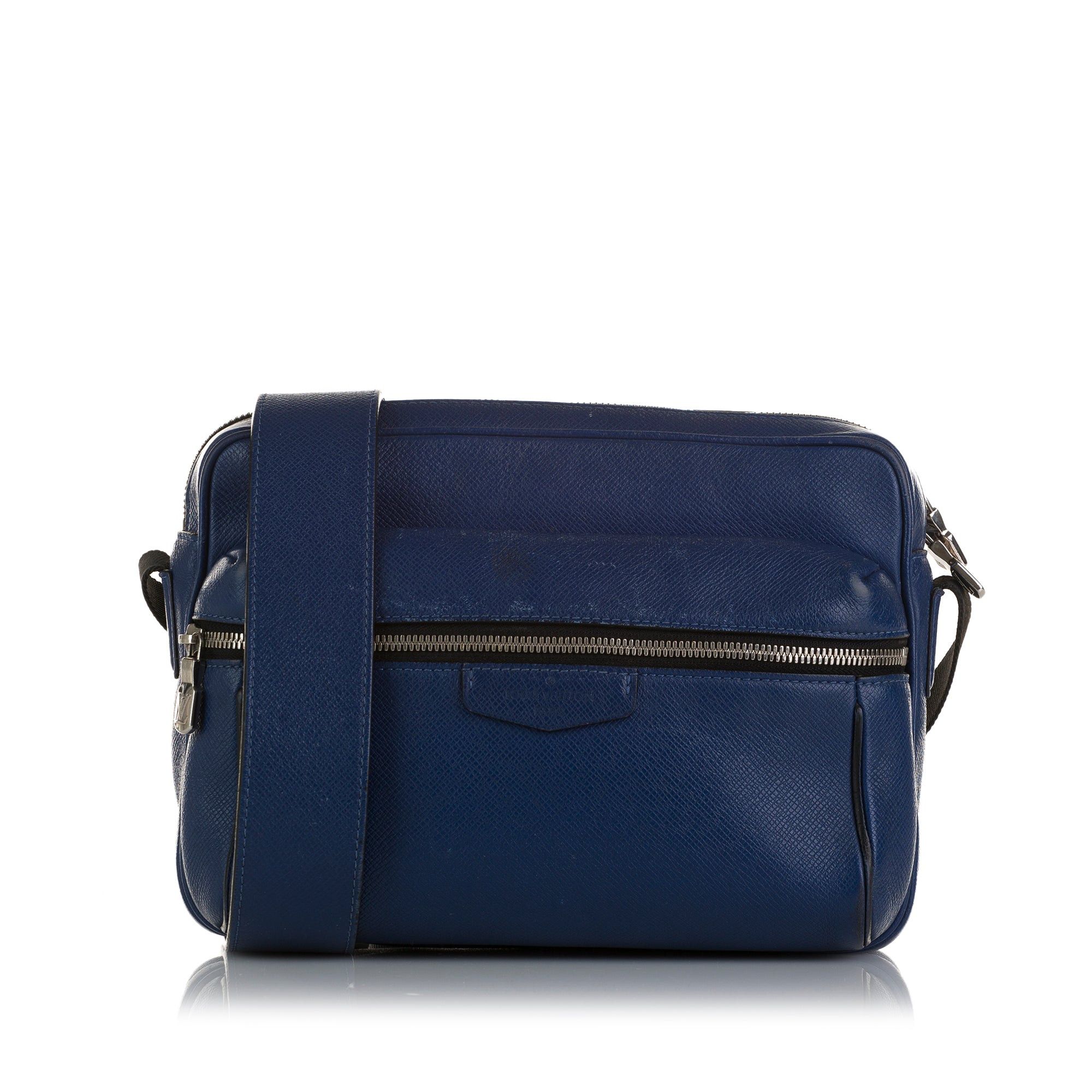 Louis Vuitton Louis Vuitton Taiga Outdoor Messenger PM Blue Size ONE SIZE - 1 Thumbnail