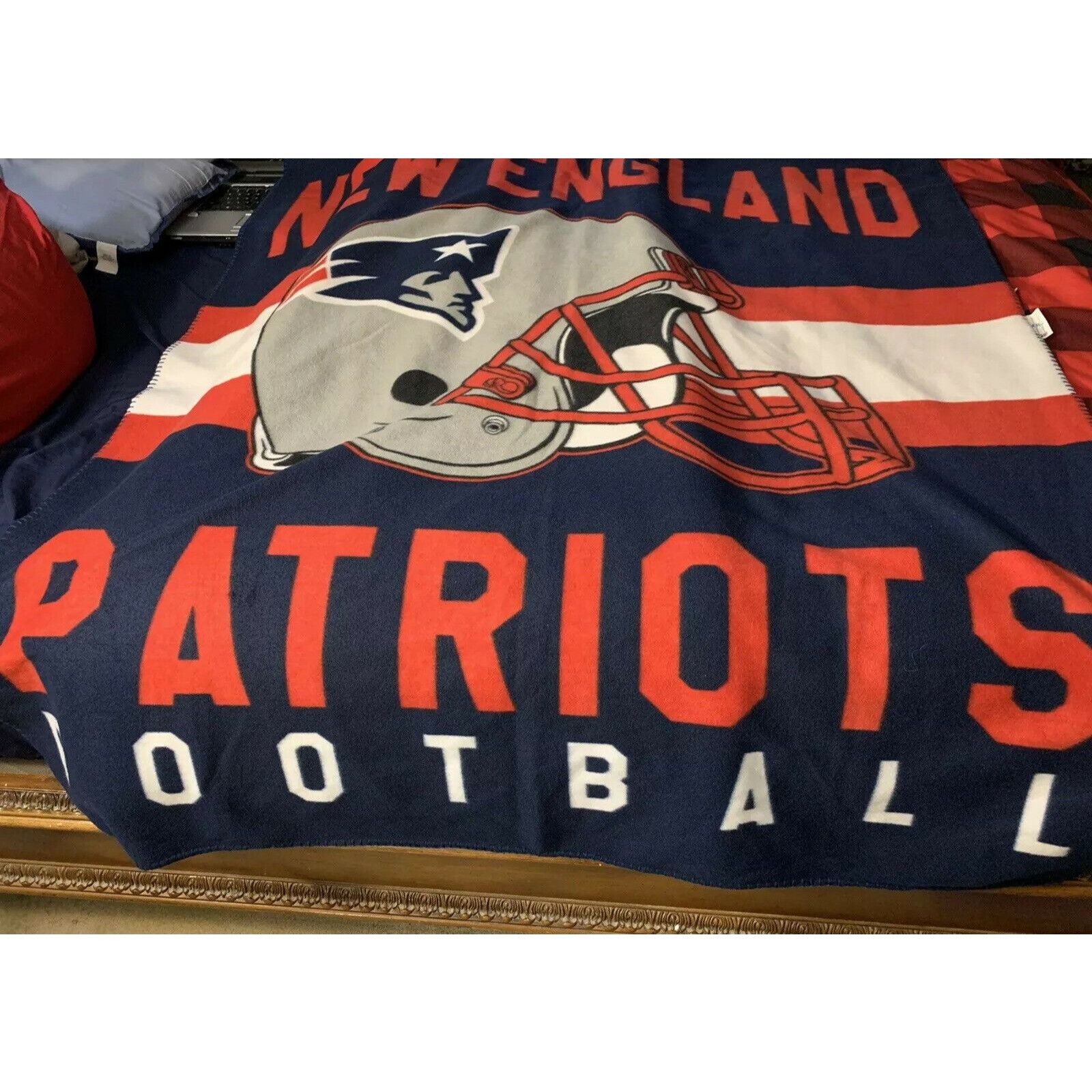 Northwest Territory New England Patriots NFL Northwest 50"x60" Singular Soft Fle Size ONE SIZE - 1 Thumbnail
