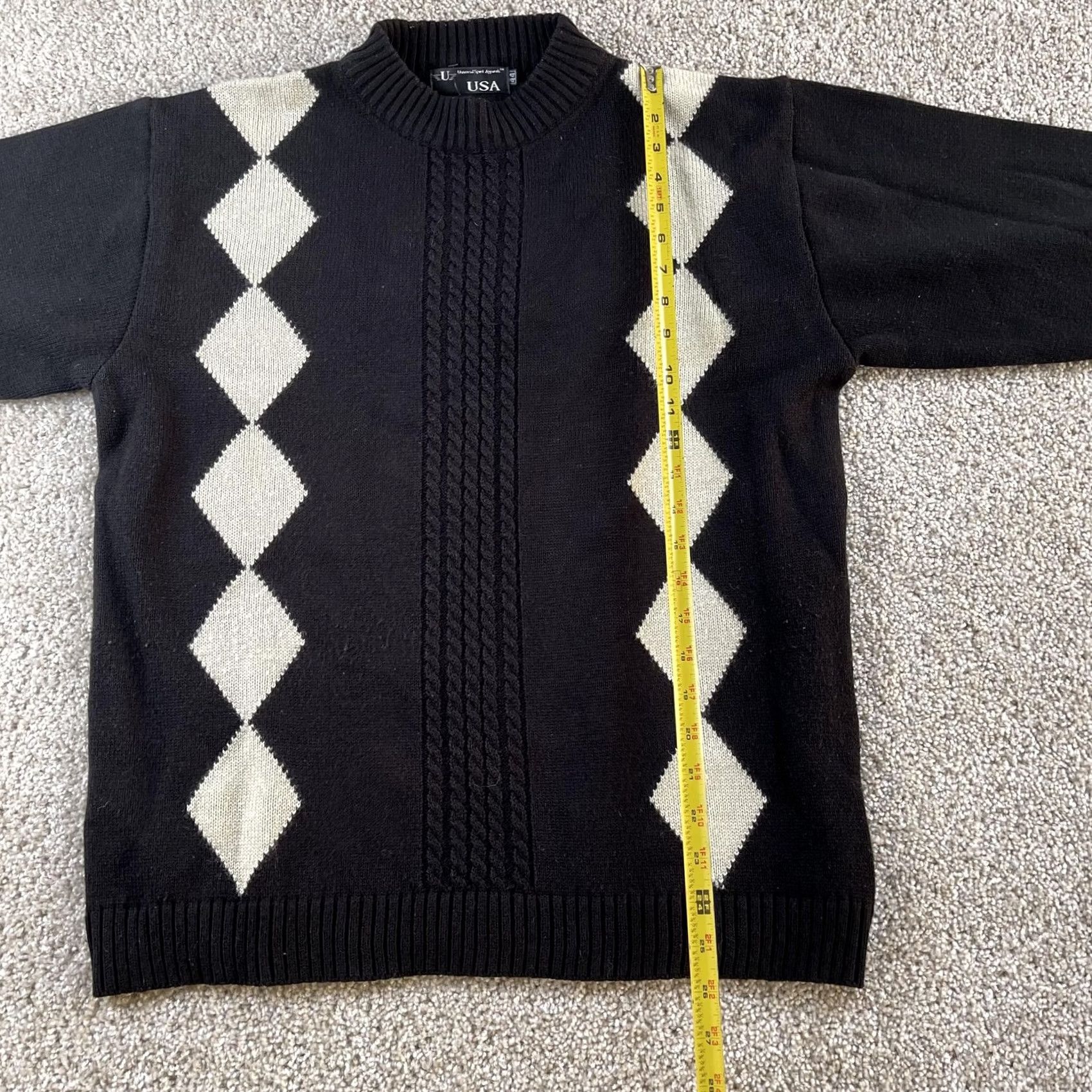 Vintage VINTAGE Universal Sport Apparels Sweater Mens Large Black Argyle Cable Knit Size US L / EU 52-54 / 3 - 4 Thumbnail