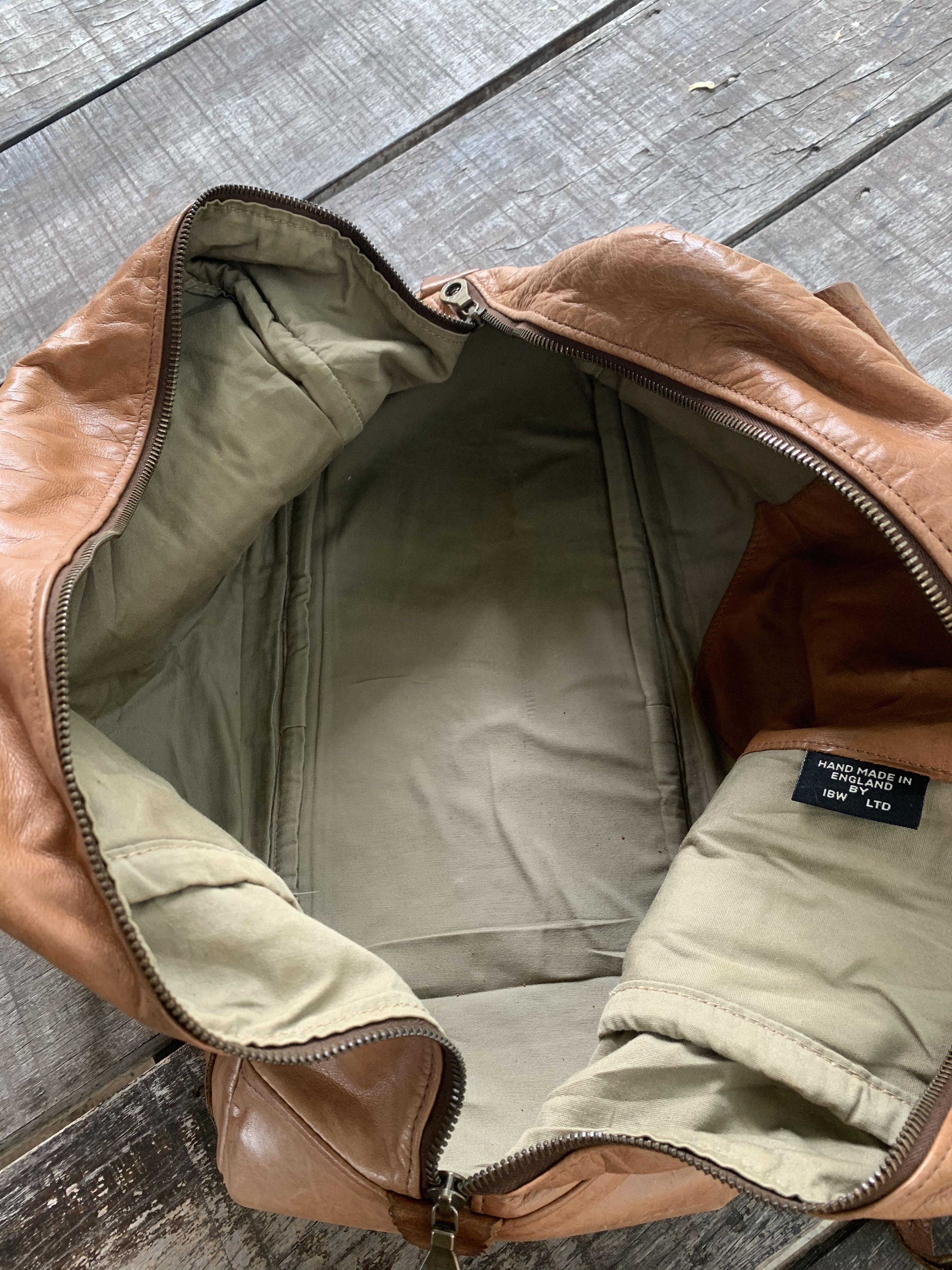 Handmade Hand Made in england by ibw ltd riri zipper Size ONE SIZE - 11 Thumbnail