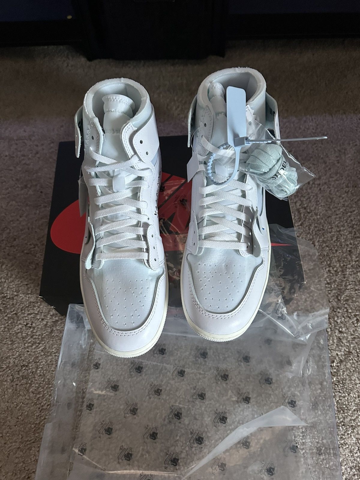 Jordan Brand Jordan 1 virgil abloh archive alaska Size US 13 / EU 46 - 2 Thumbnail