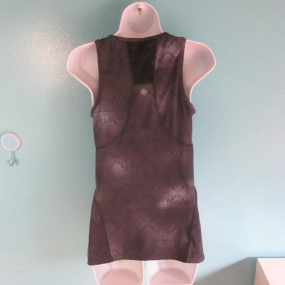 Athleta Athleta Sport Tank With Shelf Bra Size S Gray Paisley Size S / US 4 / IT 40 - 6 Thumbnail