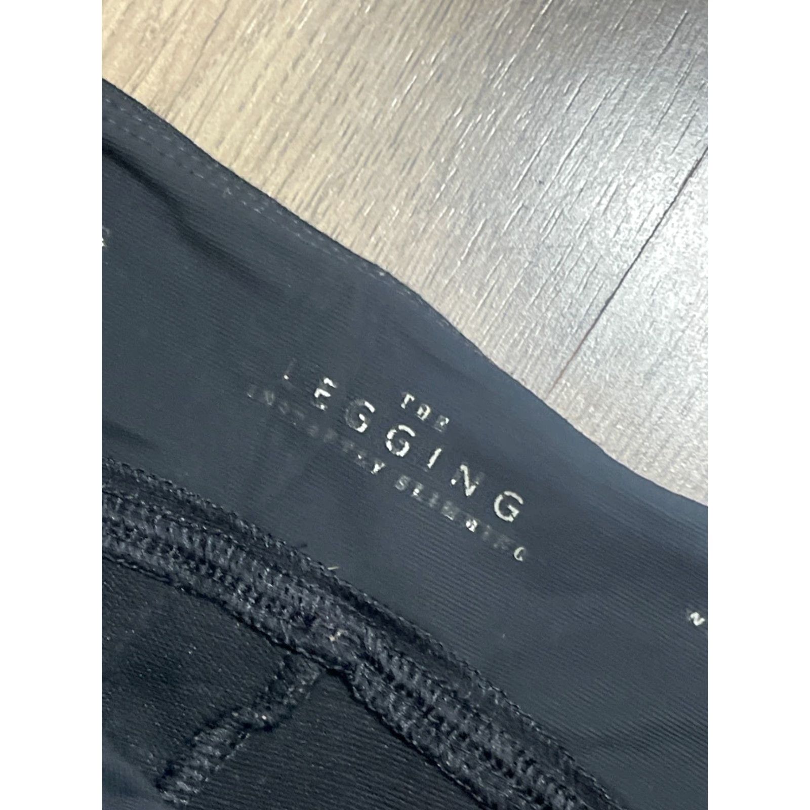 White House Black Market White House Black Market Pants Women XS Black Leggings Pull On Womens Size 26" / US 2 / IT 38 - 7 Thumbnail