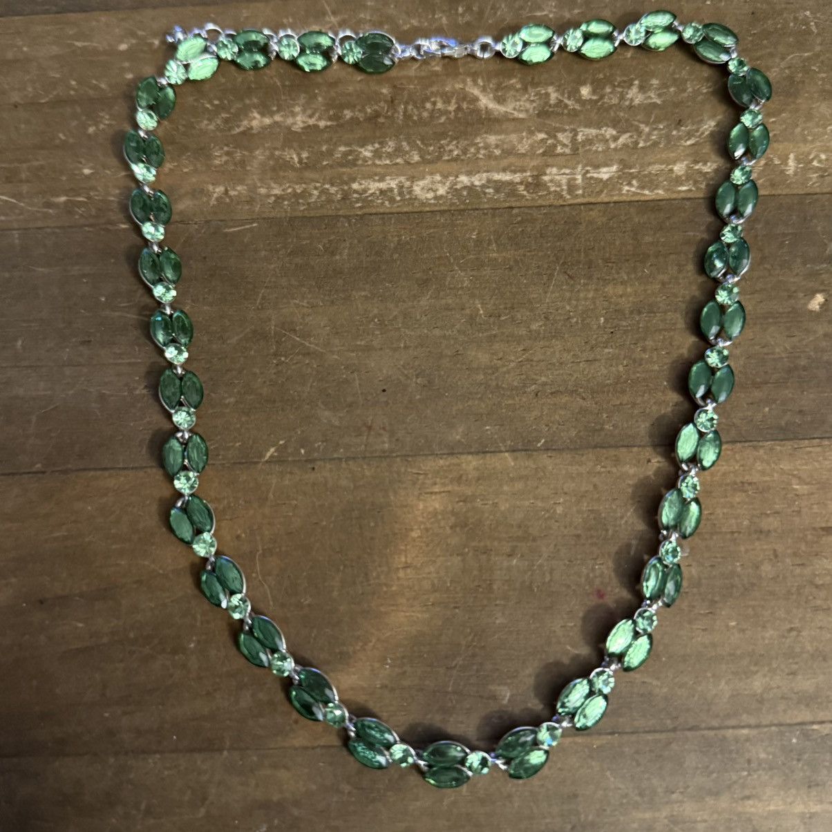 Other Silver tone green rhinestone necklace Size ONE SIZE - 3 Thumbnail