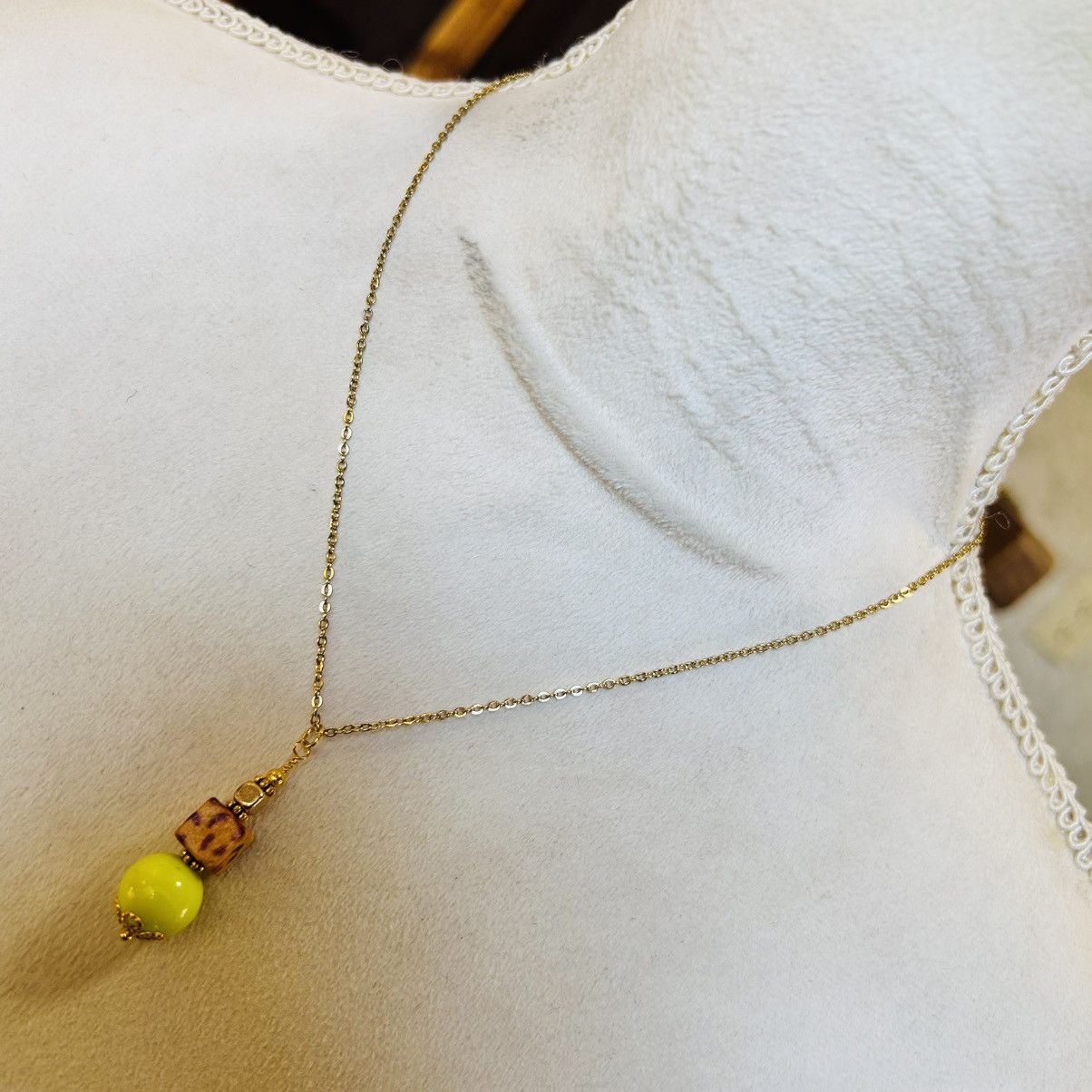 Handmade Handcrafted vintage bead drop pendant on chain necklace Size ONE SIZE - 2 Thumbnail