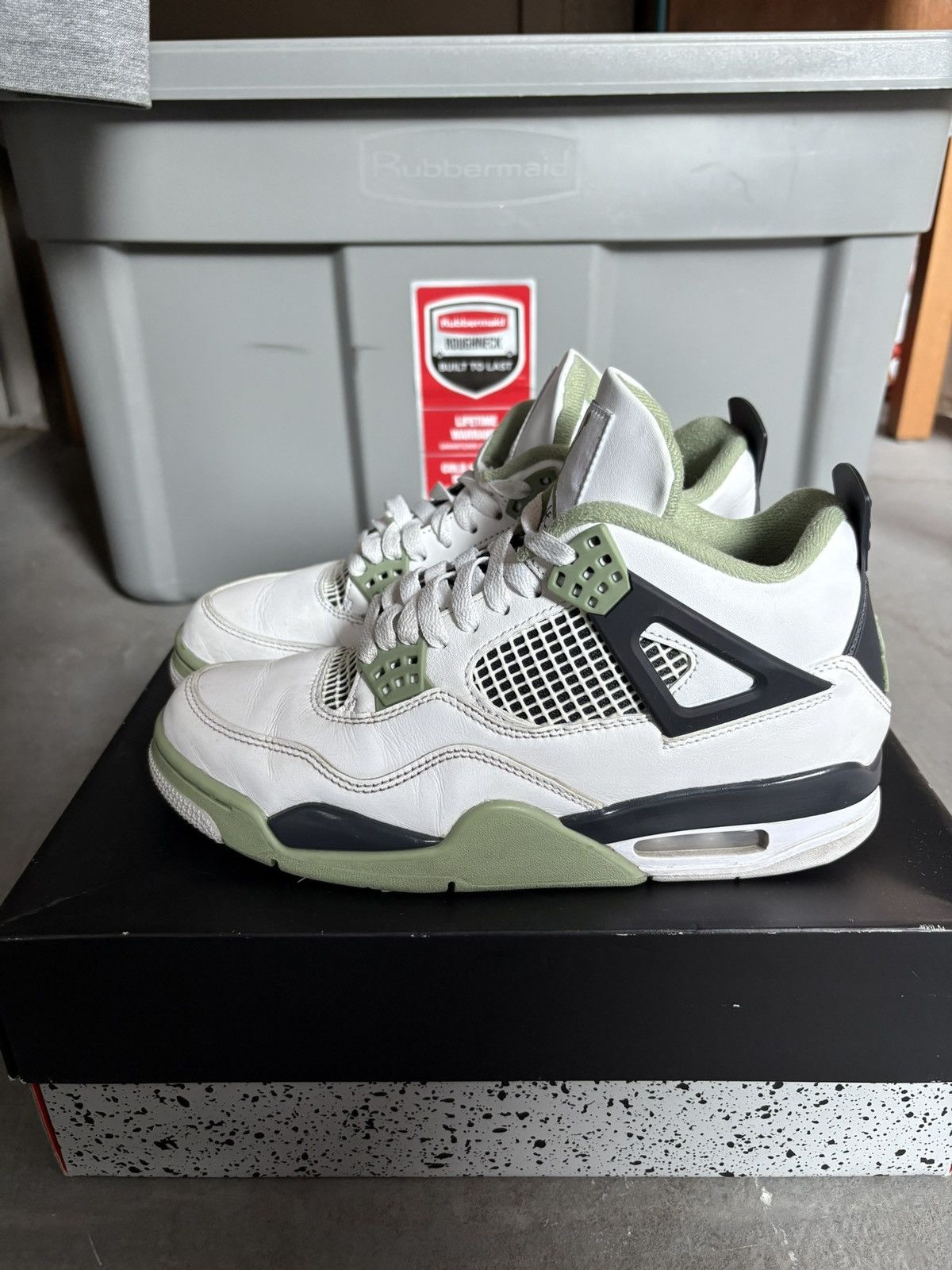 Nike Jordan 4 Seafoam Size US 8 / EU 41 - 3 Thumbnail