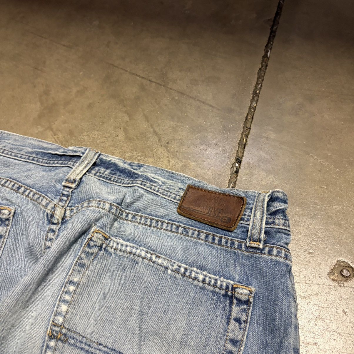 Ariat Vintage BKE San Antonio Bootcut Jeans Faded Distressed Patch Size US 36 / EU 52 - 10 Thumbnail