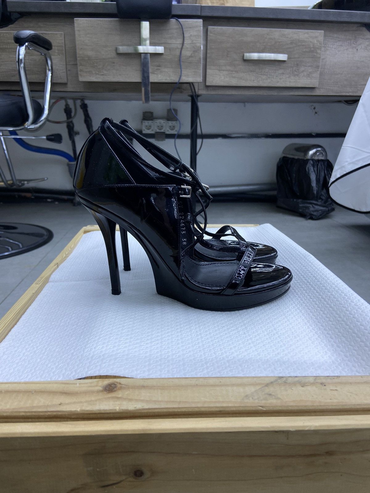 Yves Saint Laurent Yves Saint Laurent Heels Size US 8 / IT 38 - 2 Thumbnail