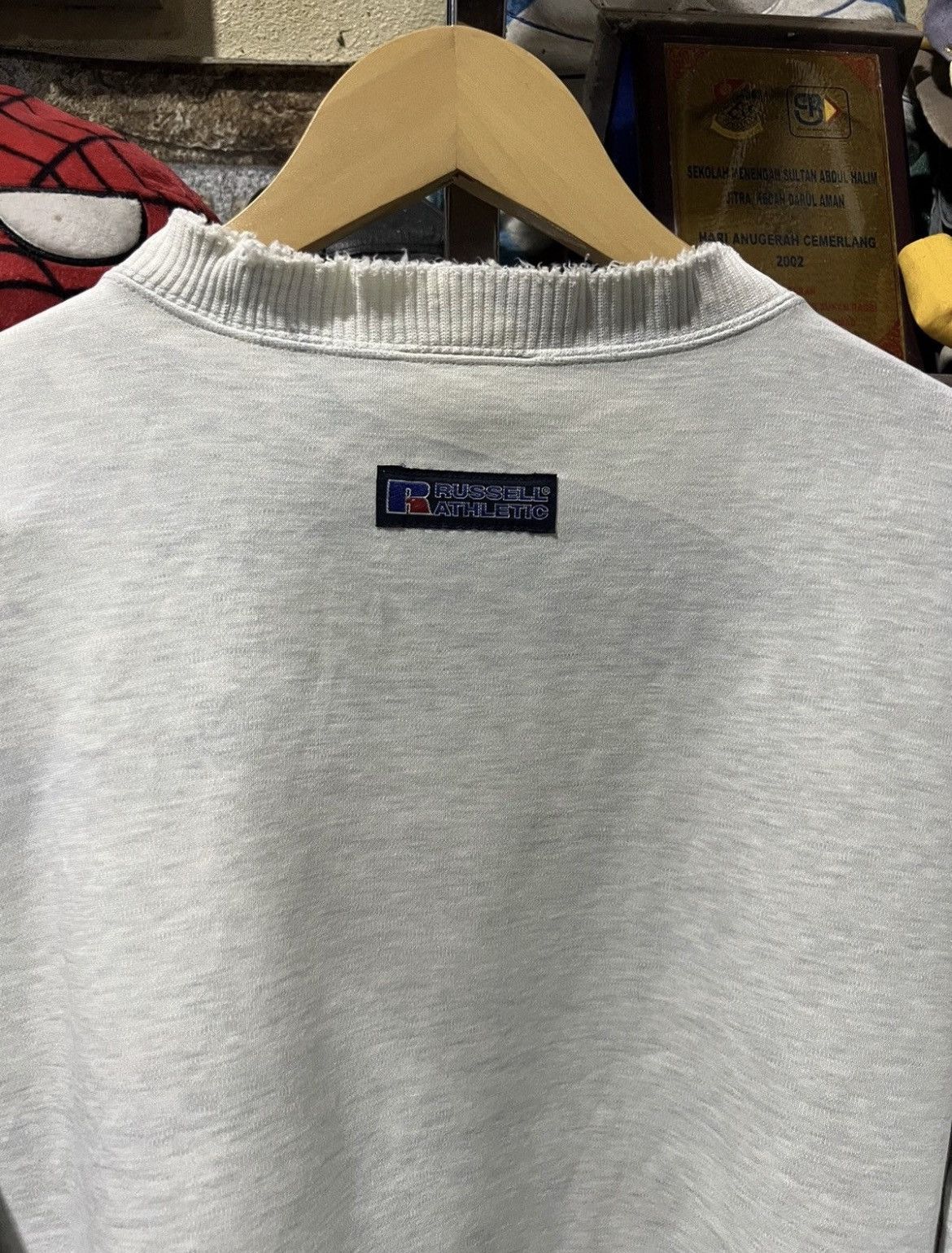 Russell Athletic 🔥Vintage Distressed Russell Athletic Crewneck Sweatshirt Size US M / EU 48-50 / 2 - 13 Thumbnail