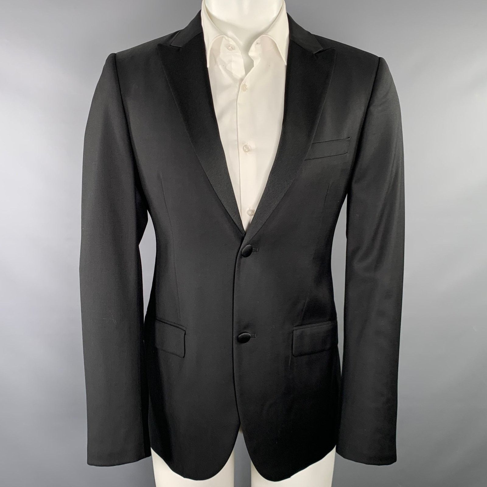 Calvin Klein Size 36 Black Wool Peak Lapel Sport Coat Size 36R - 1 Thumbnail